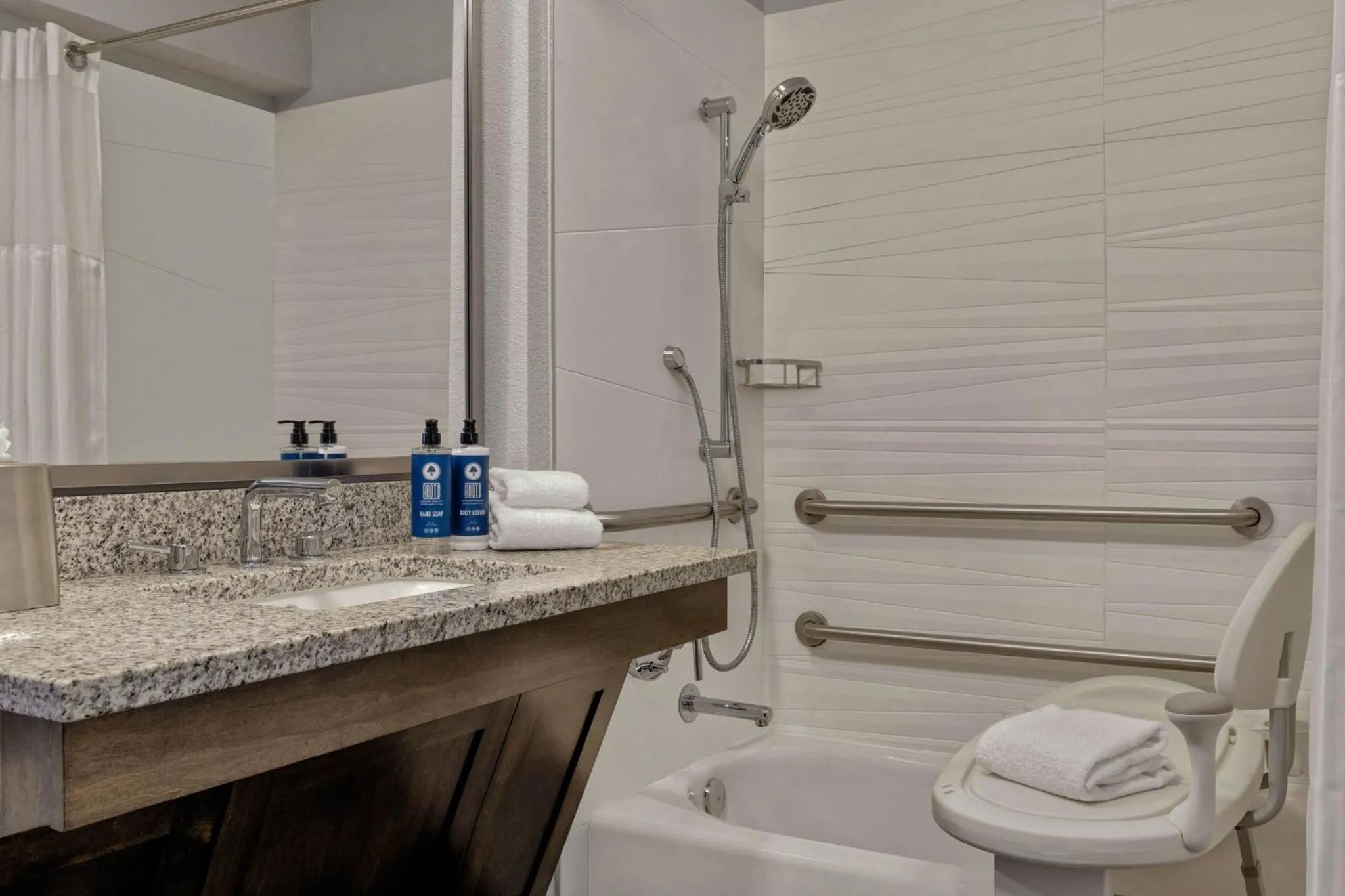 Bathroom in Club Wyndham Dolphin's Cove