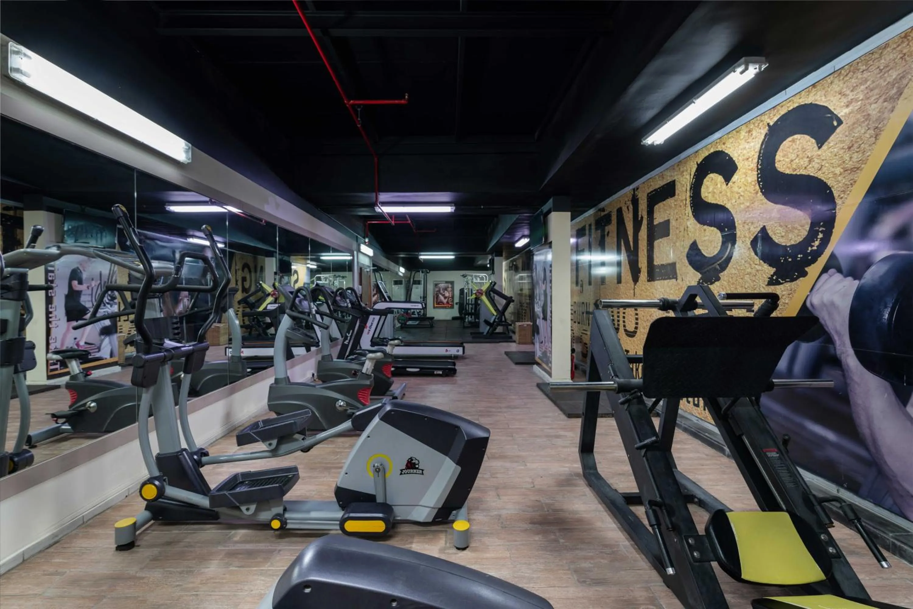 Fitness centre/facilities in Warwick Hotel Jeddah