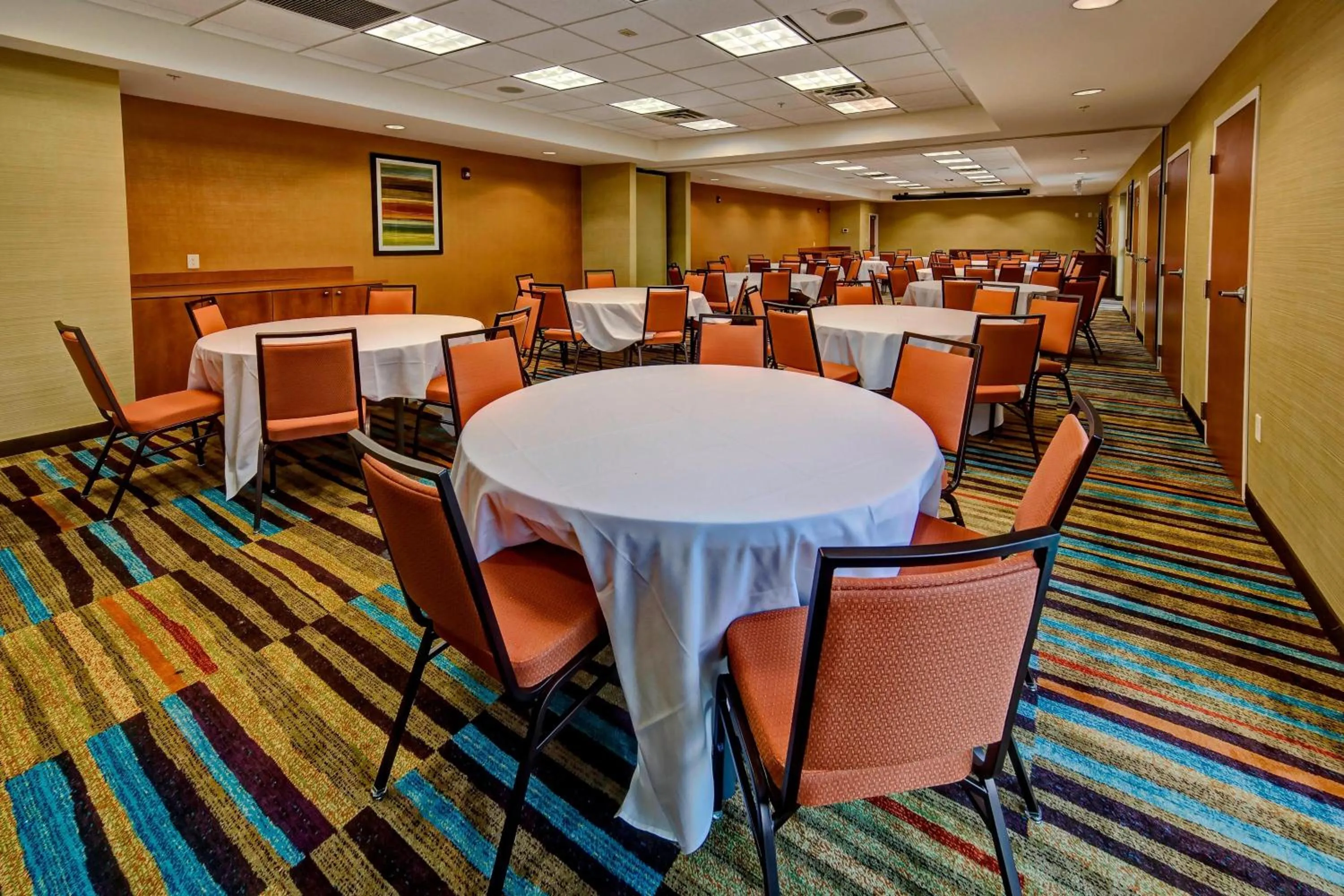 Meeting/conference room in Fairfield Inn and Suites by Marriott Oklahoma City Airport