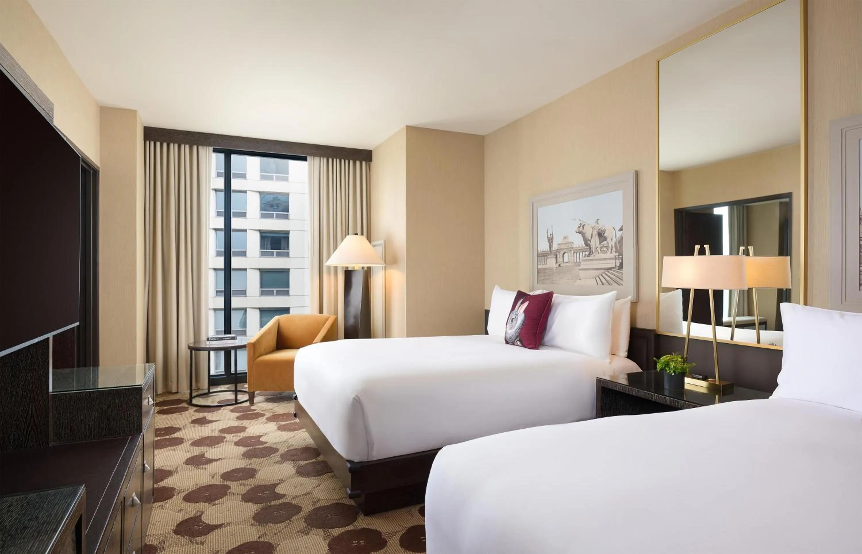 Spa and wellness centre/facilities, Bed in The Royal Sonesta Chicago River North