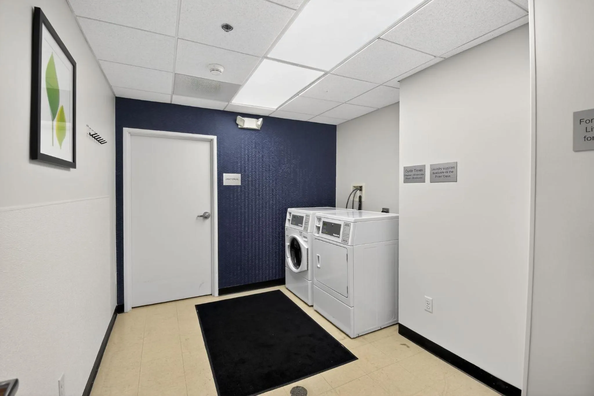 laundry in Fairfield Inn & Suites by Marriott Omaha Downtown