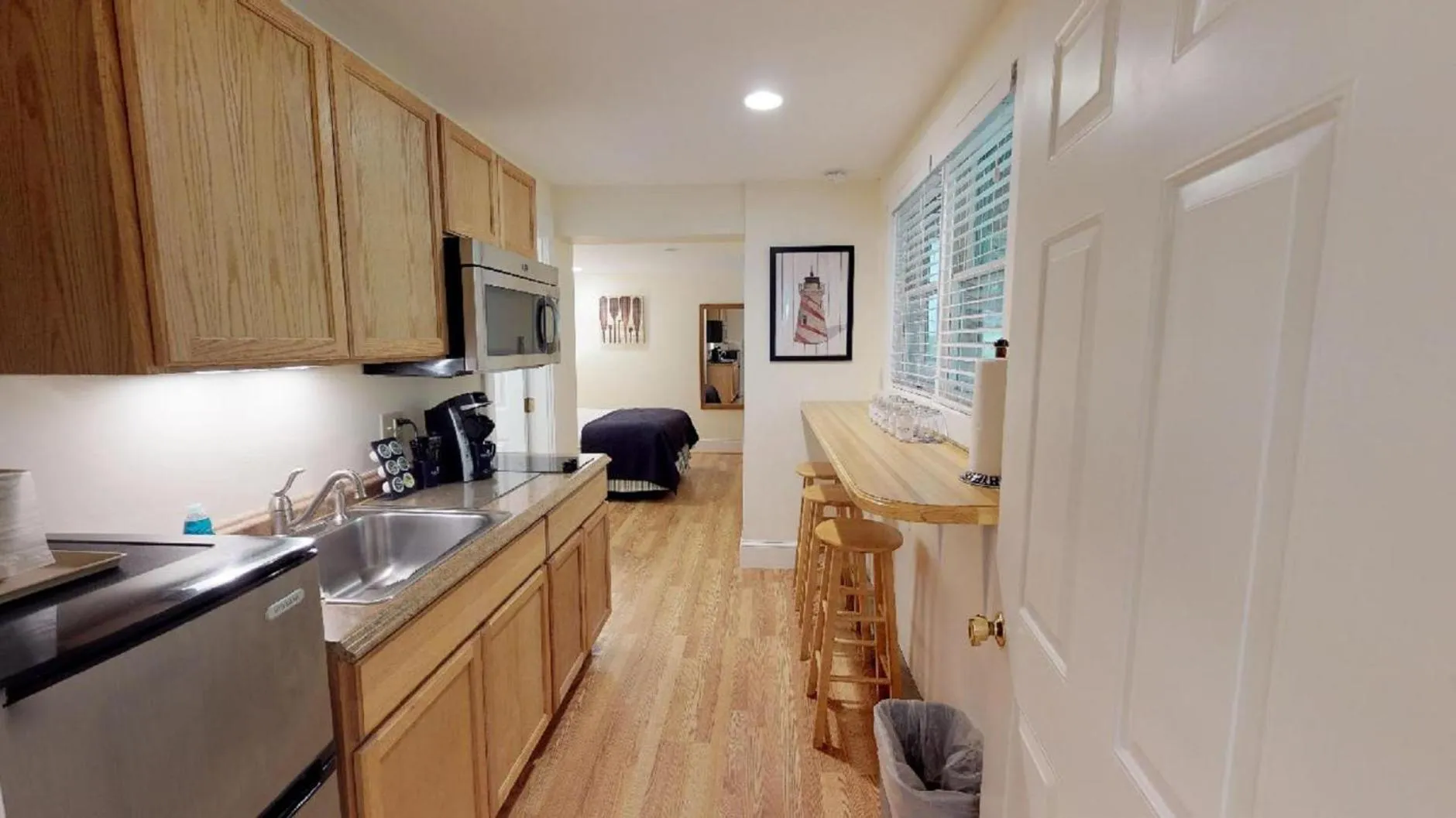 Kitchen or kitchenette in Glen Cove Inn & Suites Rockport