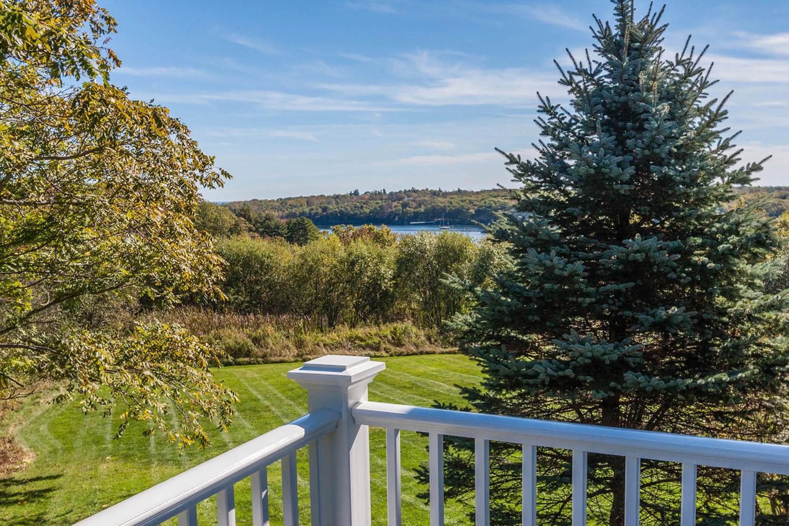 Sea view in Glen Cove Inn & Suites Rockport