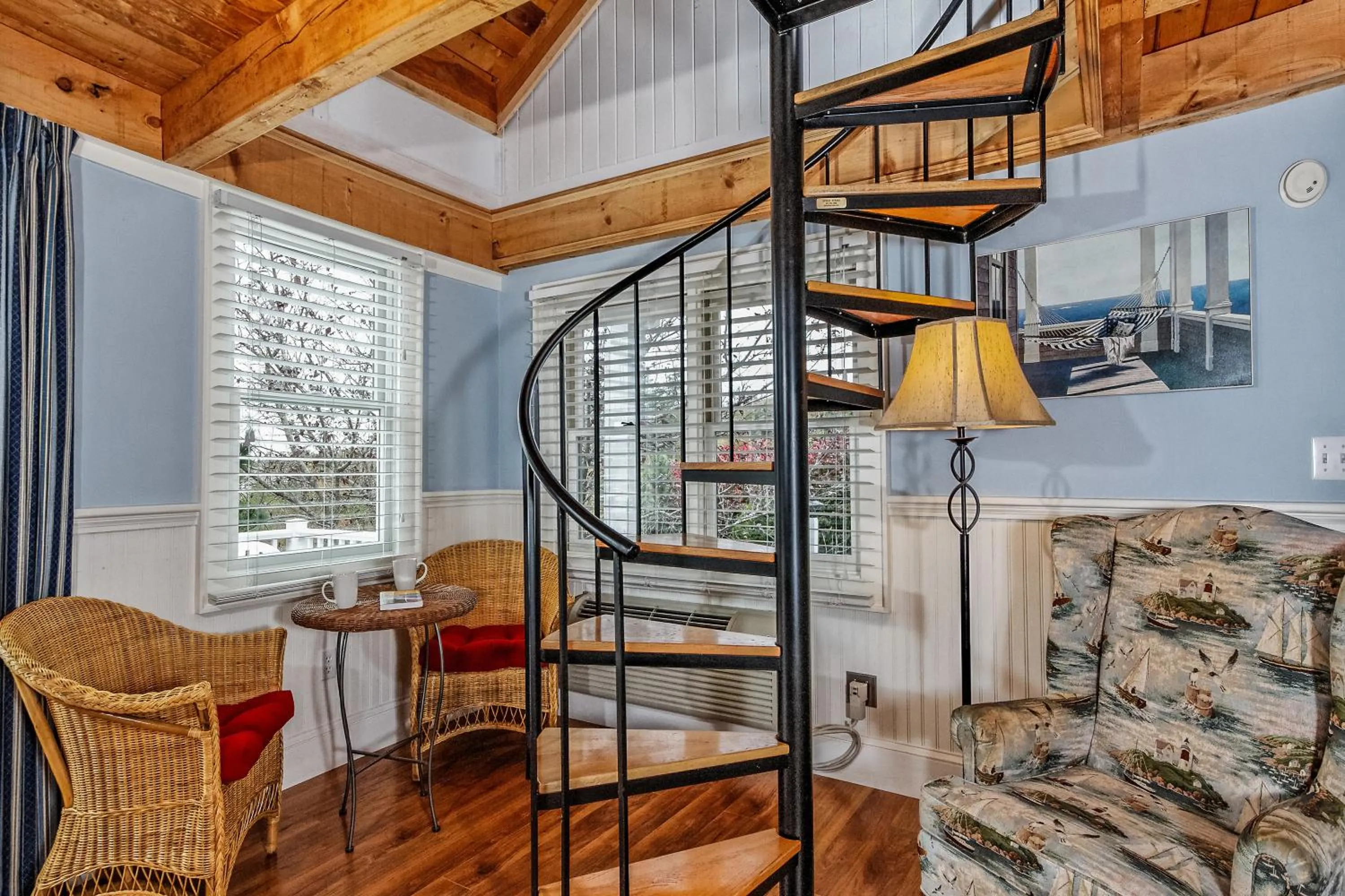 Decorative detail in Glen Cove Inn & Suites Rockport