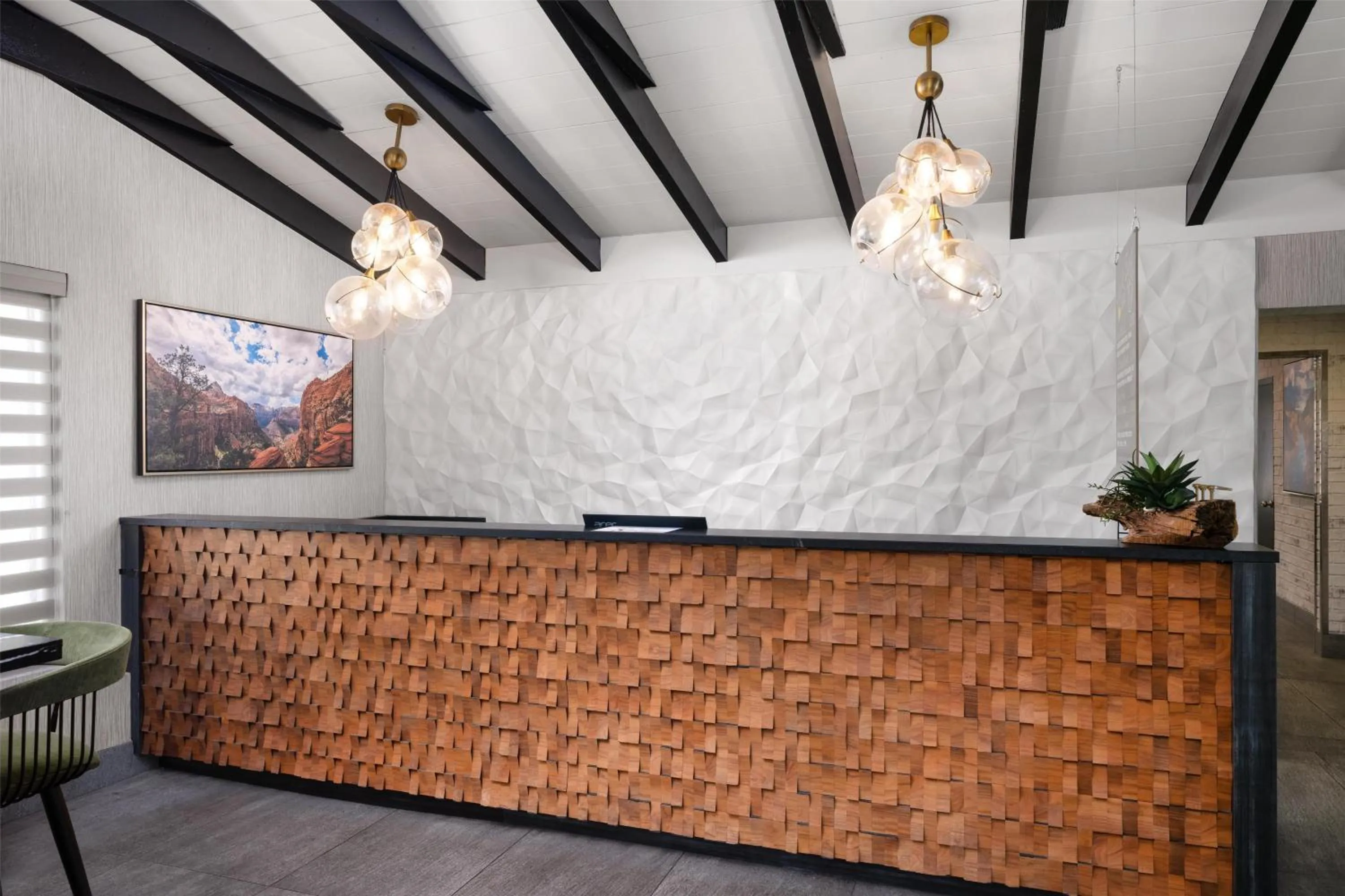 Lobby or reception in Aiden by Best Western St George