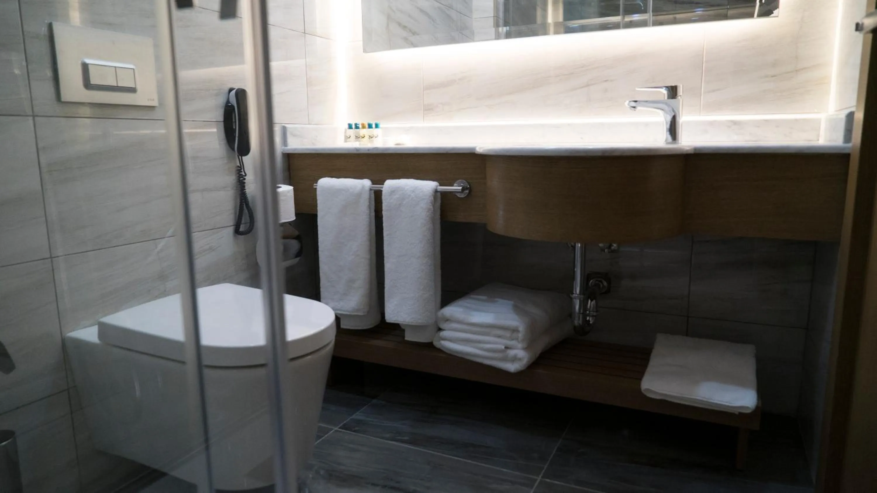 Bathroom in Yuksel Istanbul Yenikapı Hotel