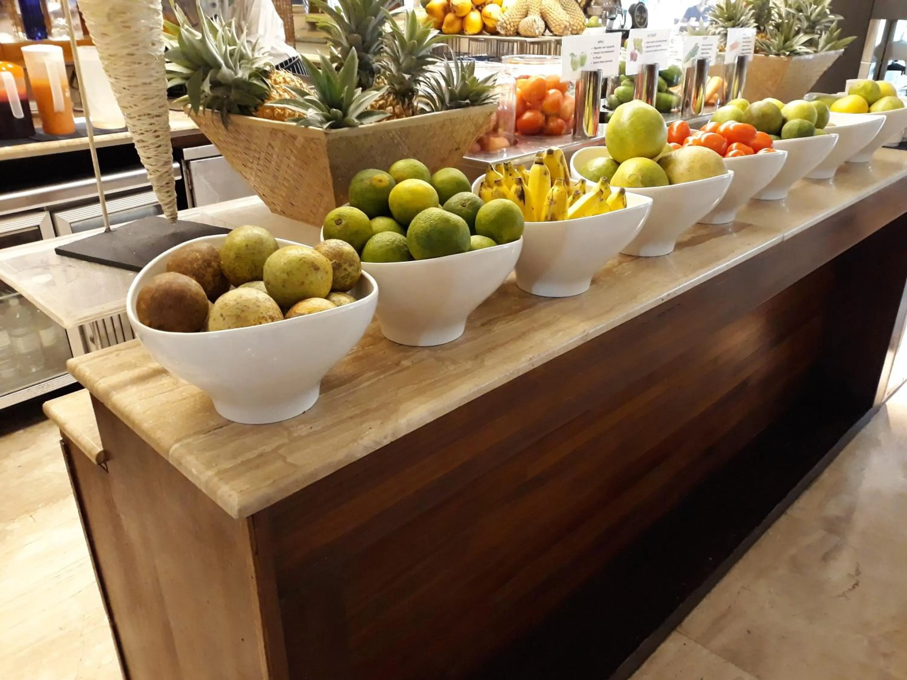 Buffet breakfast in Taj Samudra, Colombo