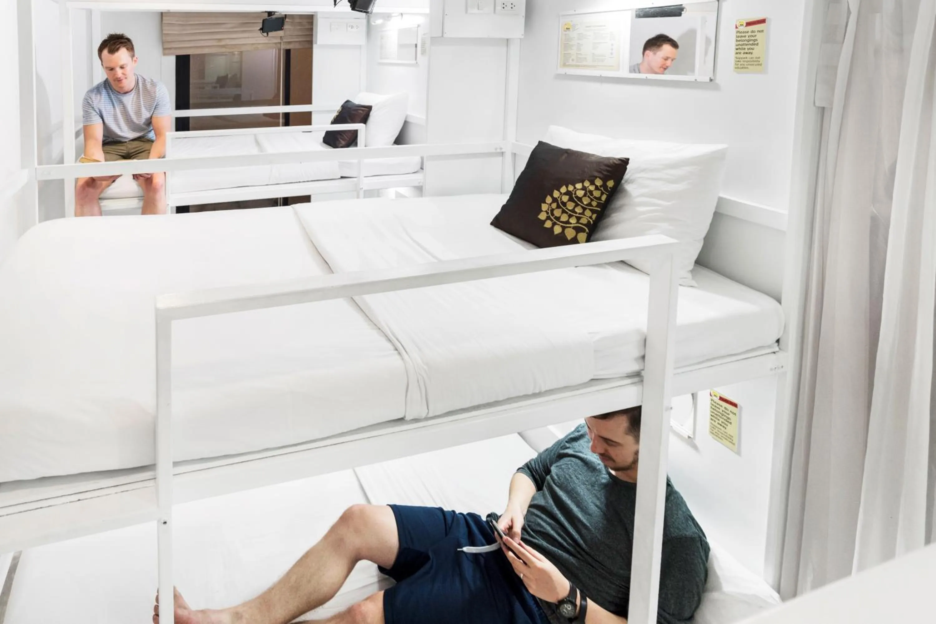 bunk bed in Nappark Hostel @Khao San