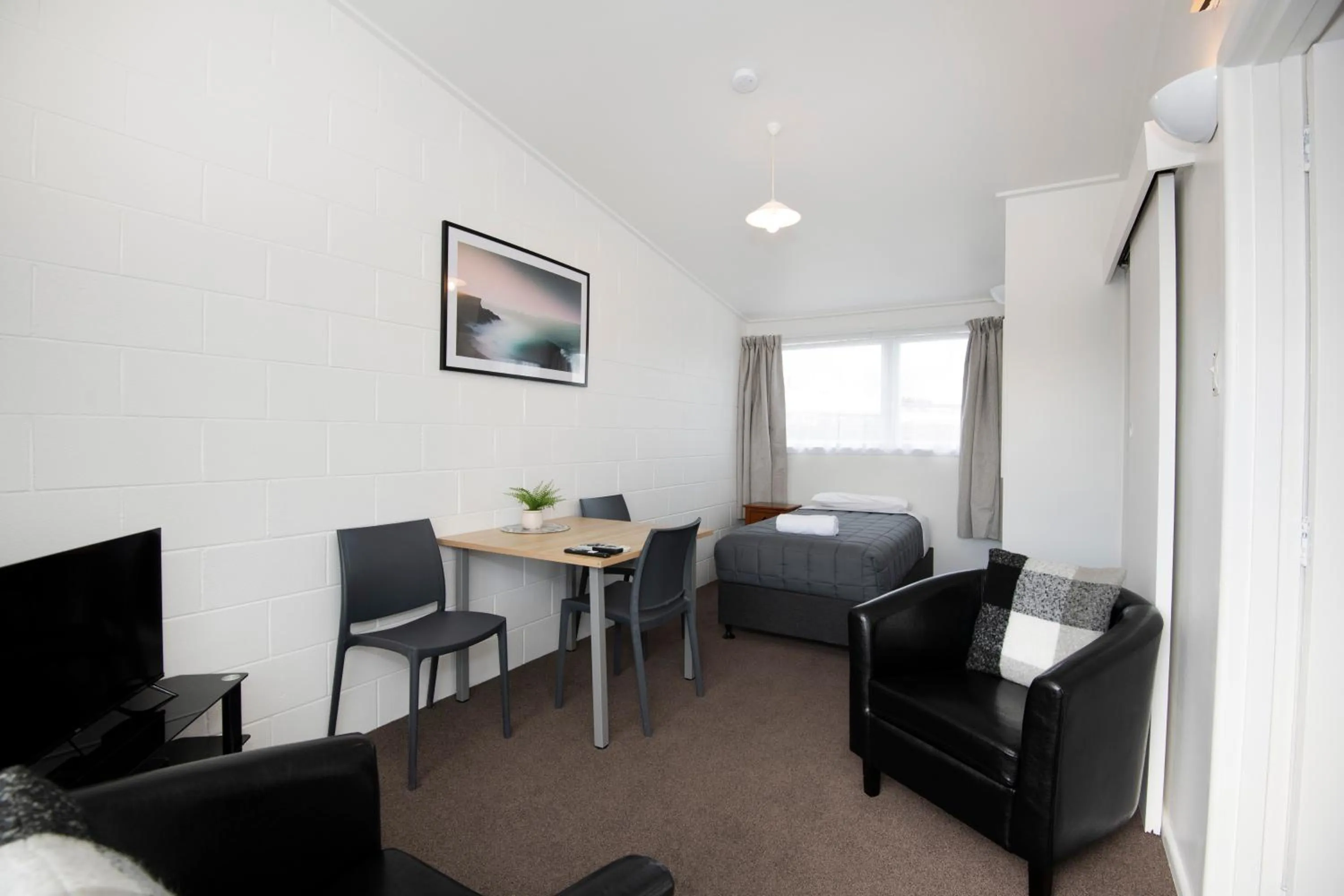 Bed in Spanish Lady Motel