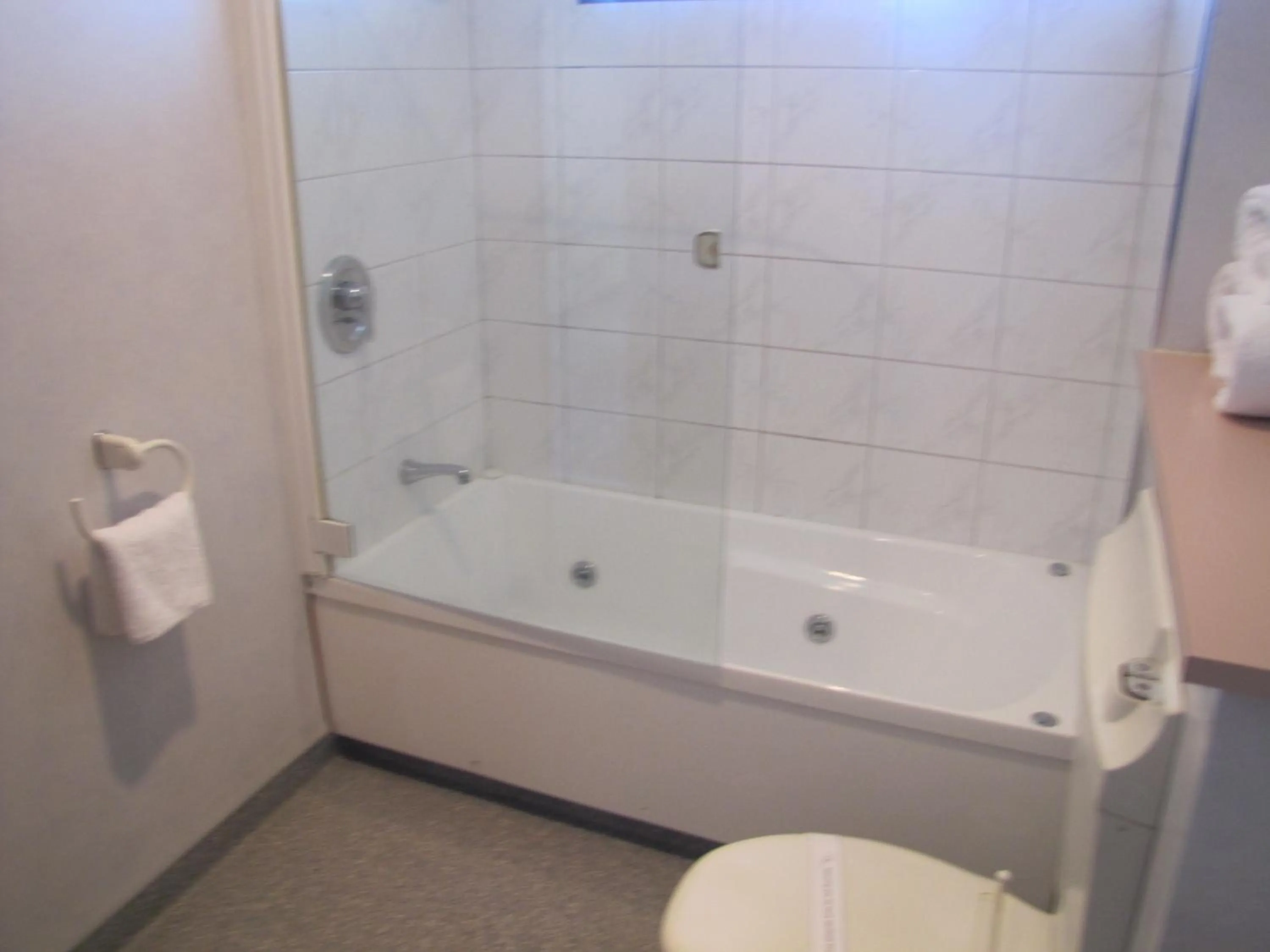 Bathroom in The Beachcomber Hotel