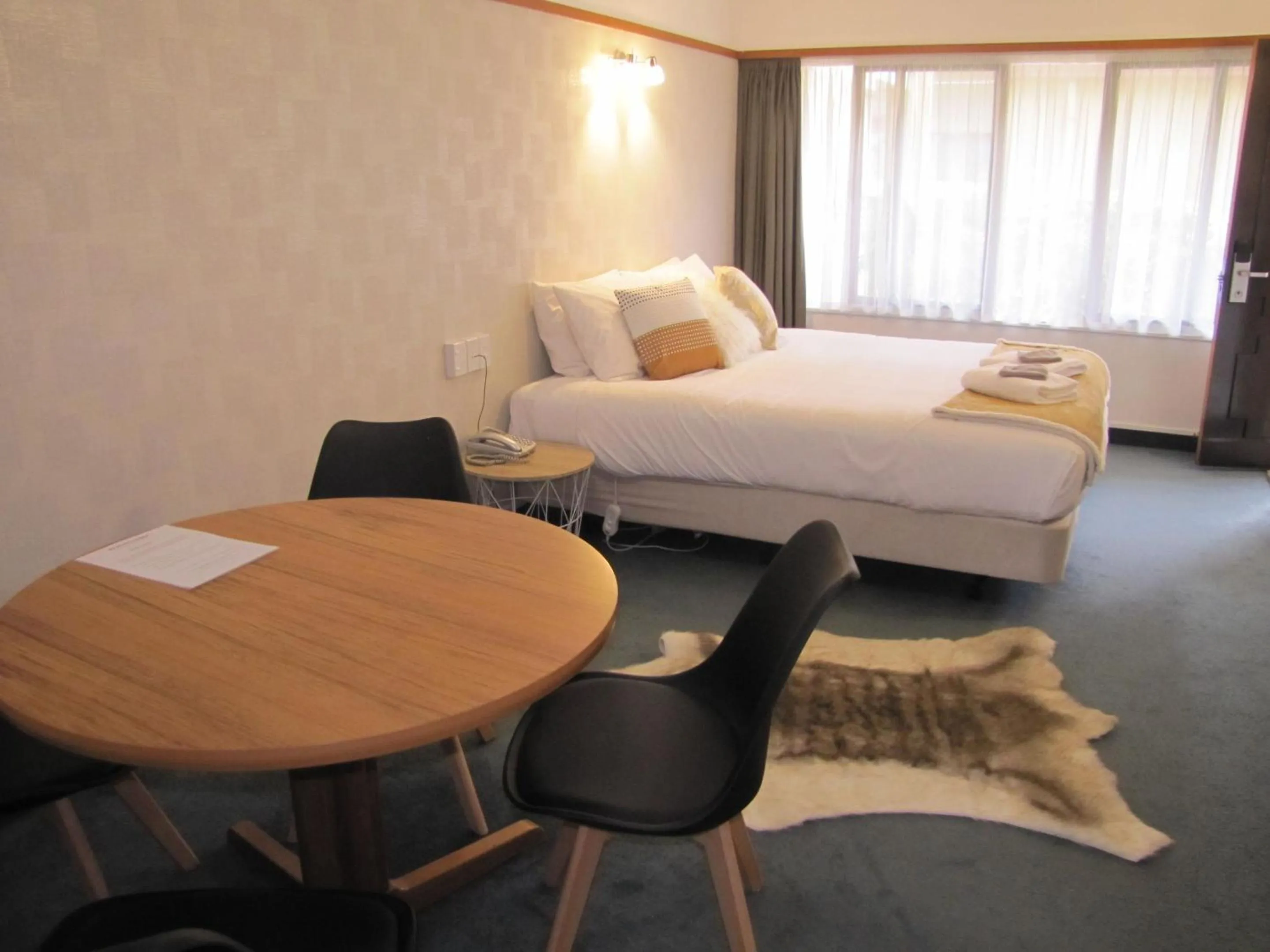 Bed in The Beachcomber Hotel