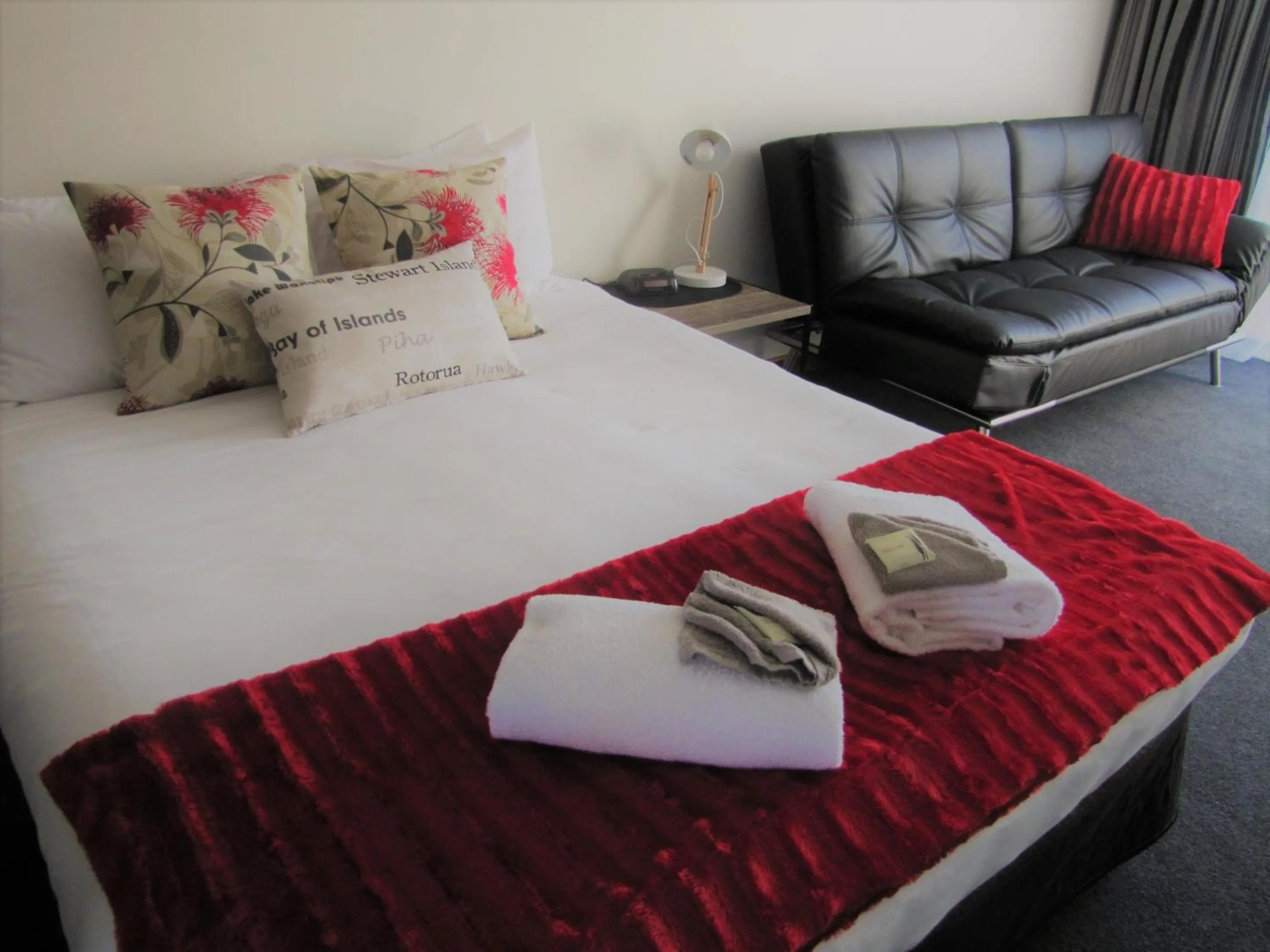 Bed in The Beachcomber Hotel