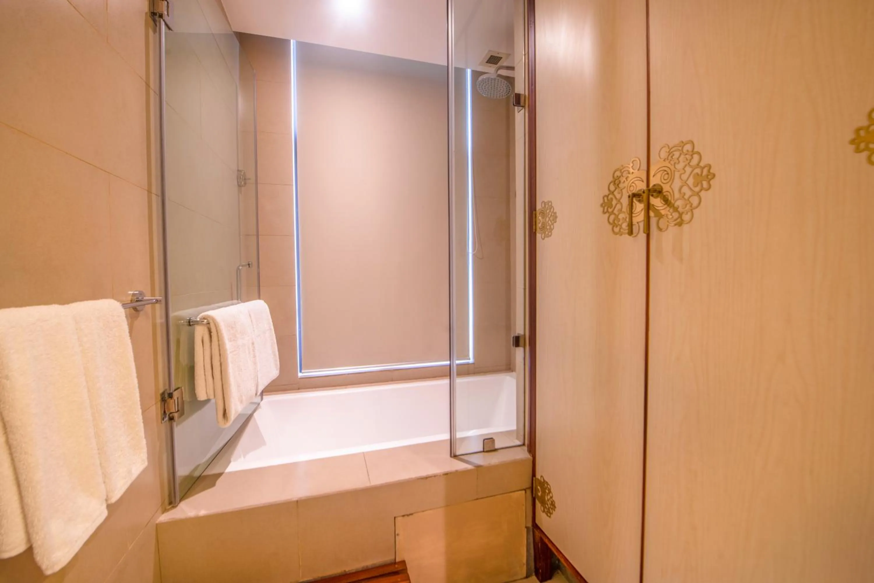 Vivanta Colombo, Airport Garden