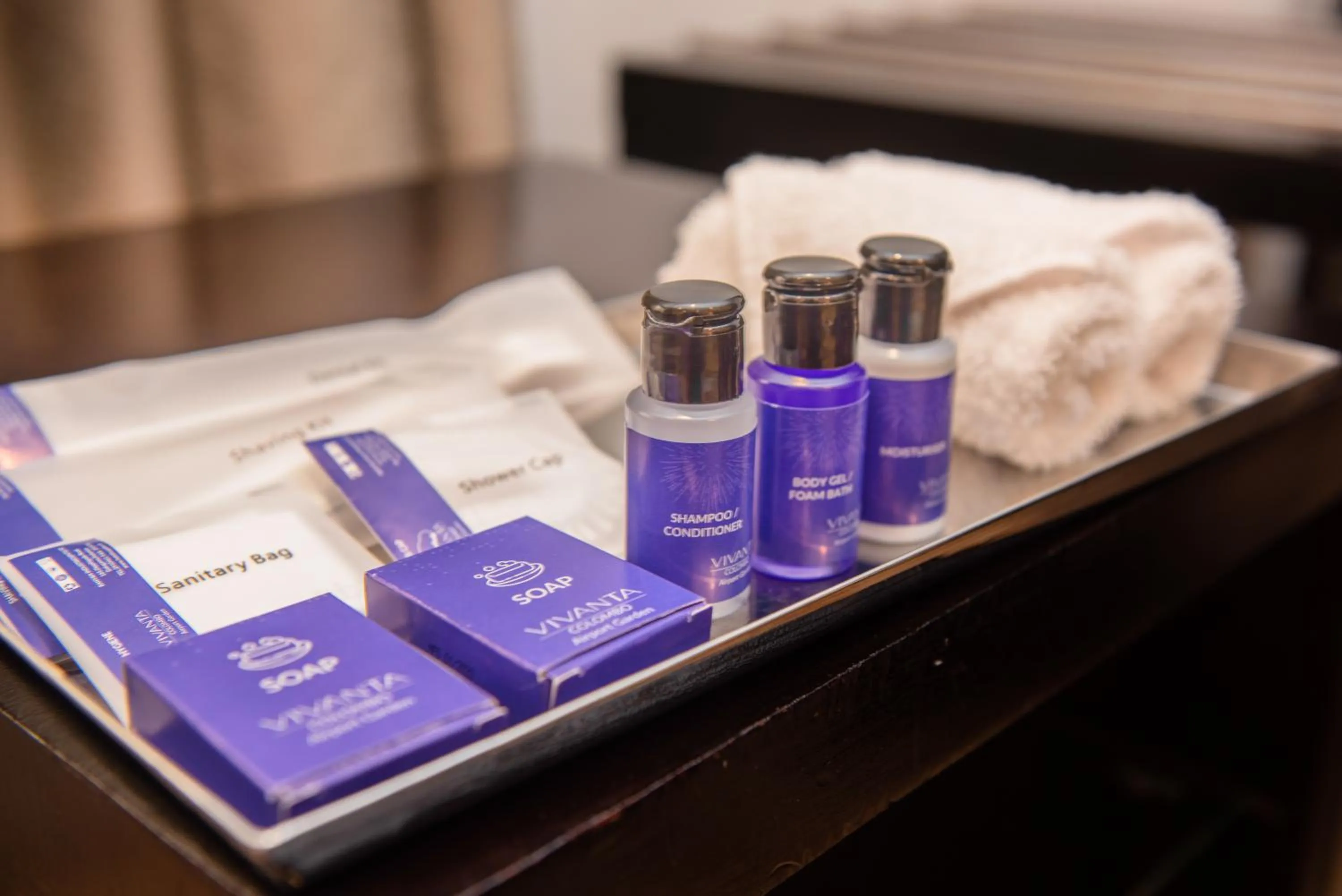 Bathroom in Vivanta Colombo, Airport Garden