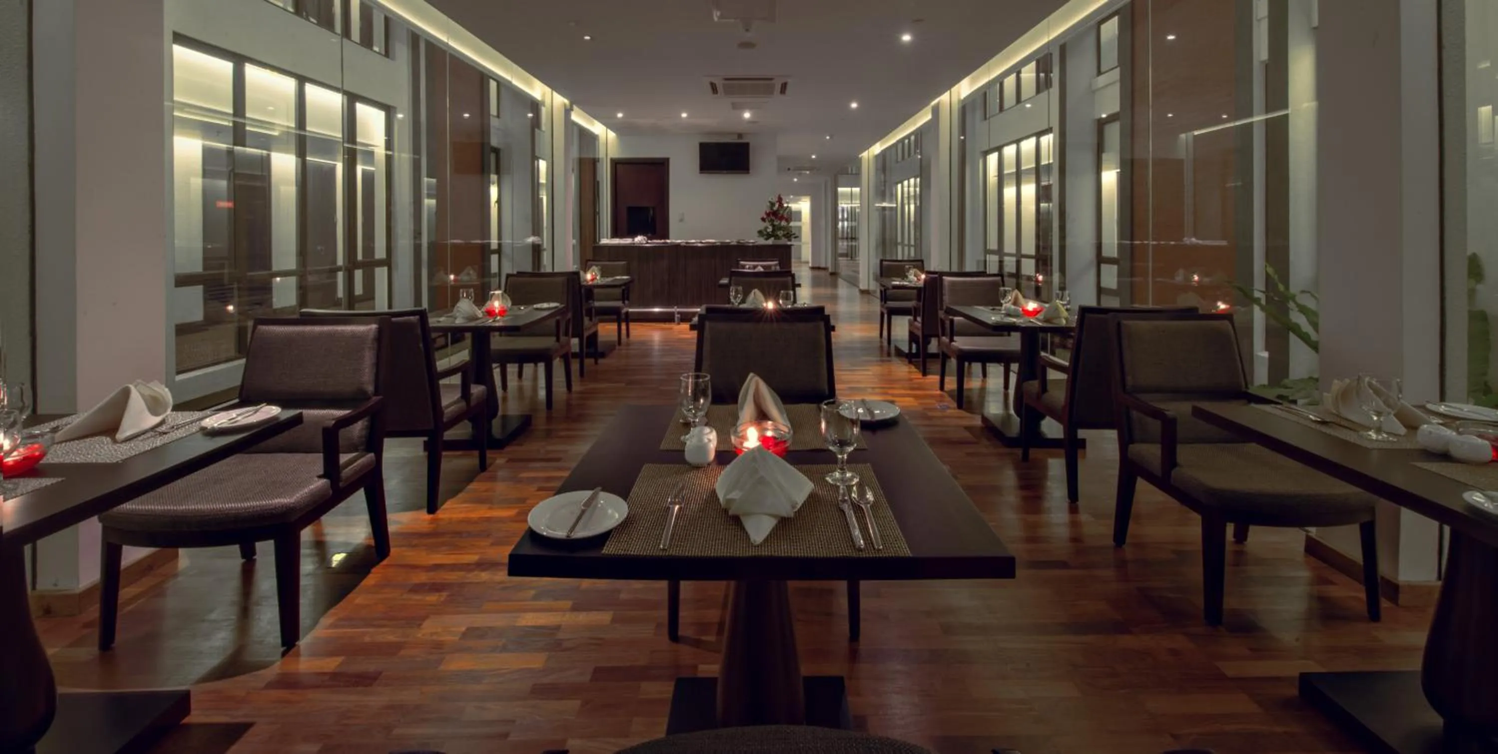 Lounge or bar in Vivanta Colombo, Airport Garden