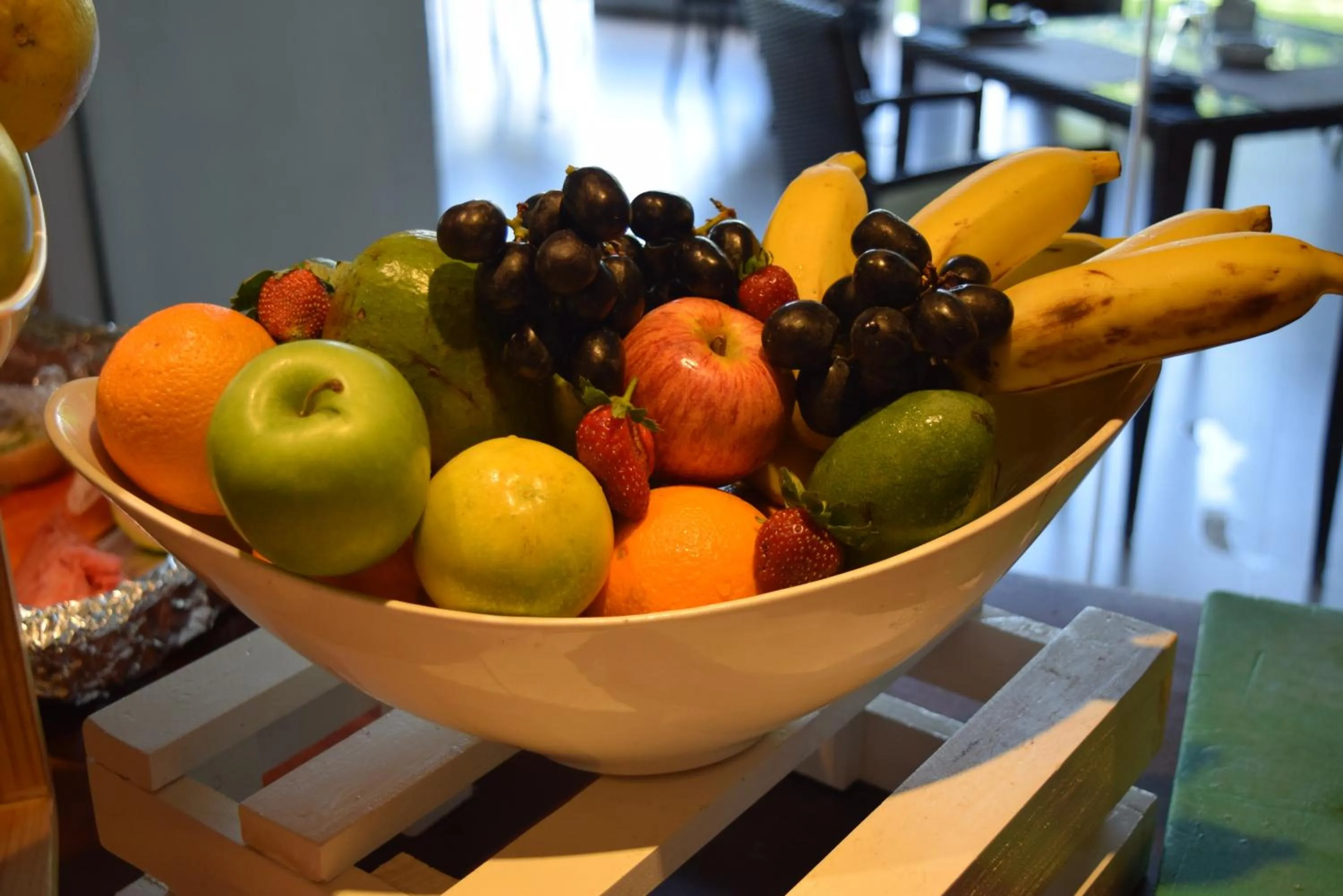 Restaurant/places to eat in Vivanta Colombo, Airport Garden