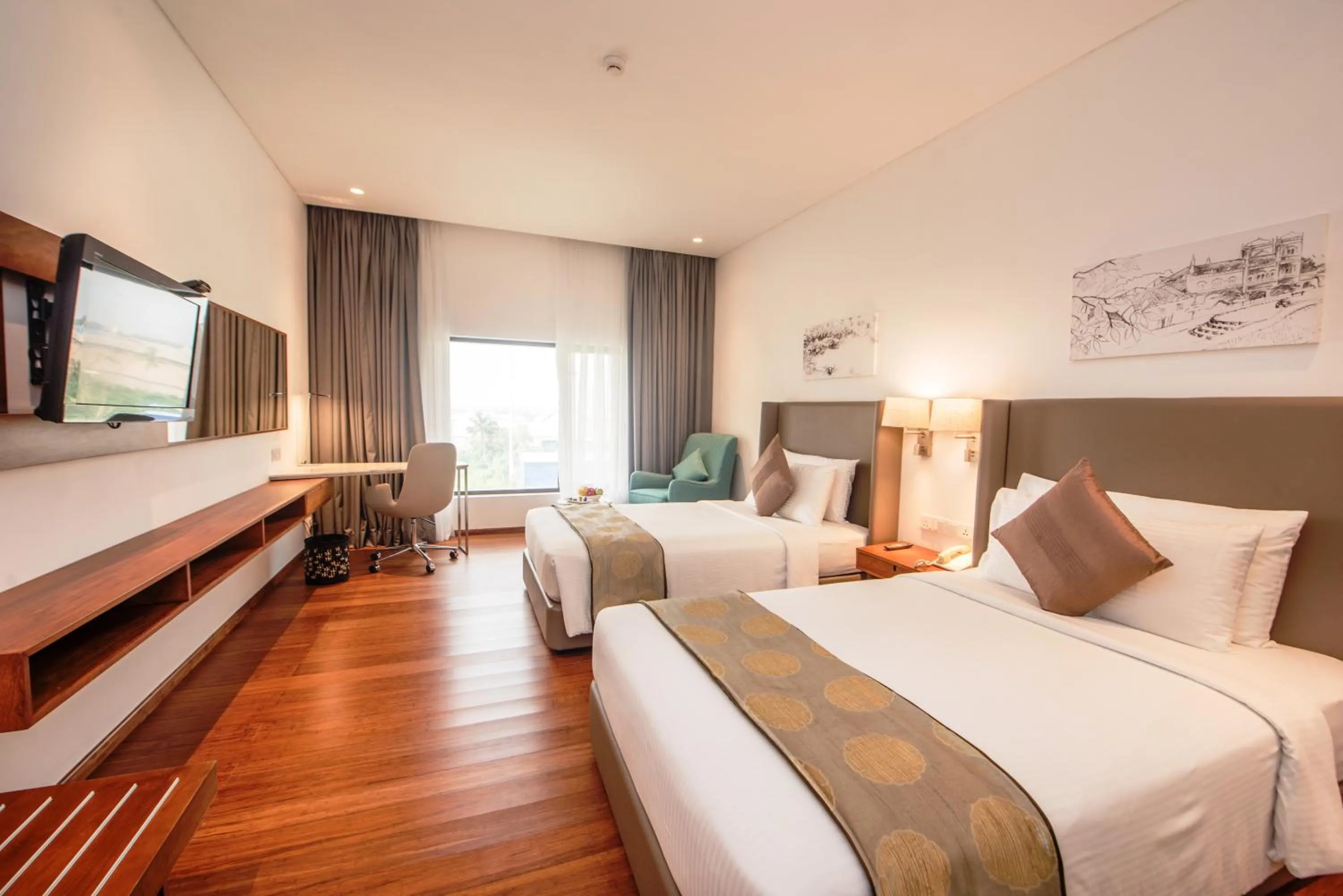 Photo of the whole room, Bed in Vivanta Colombo, Airport Garden