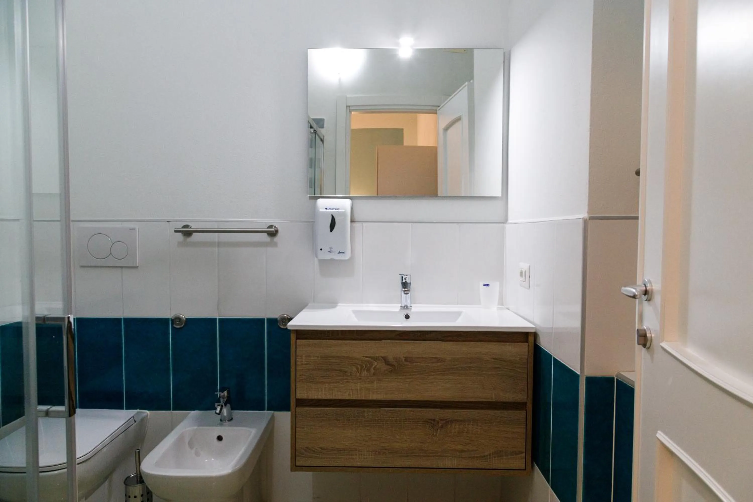 Internal: Not applicable to any particular room in Casa Tacconi