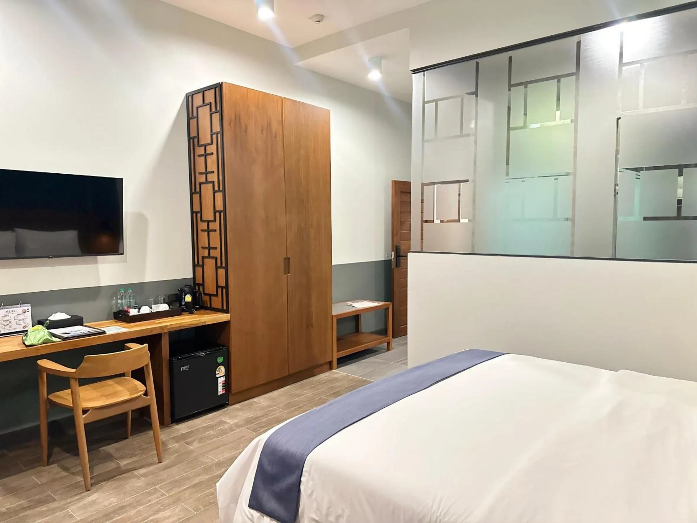 Bed in R-Mar Resort and Spa Patong, Phuket