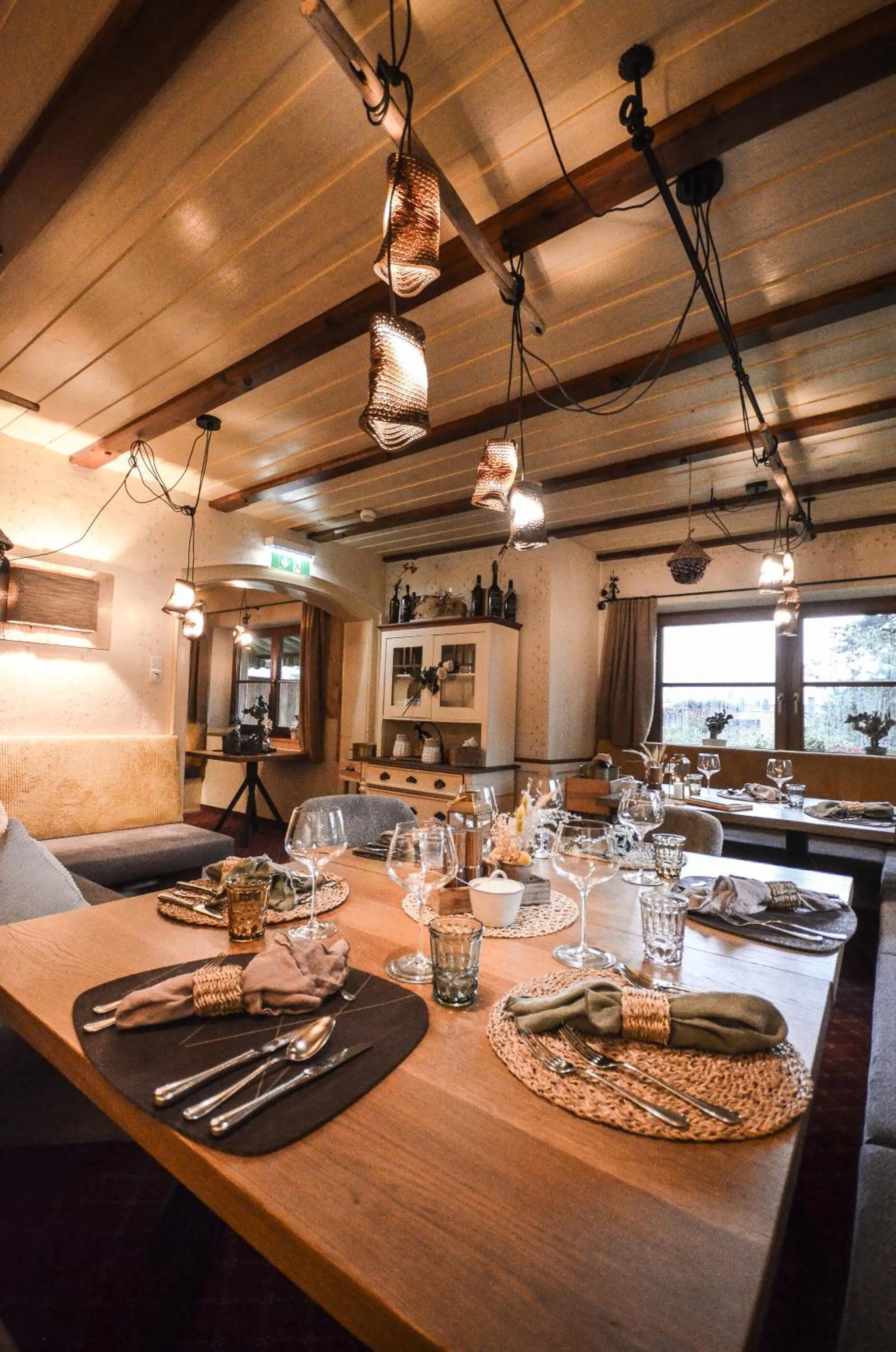 Restaurant/places to eat in Hotel Ehrwalderhof