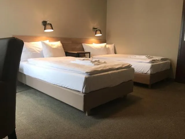 Bed in Comm Hotel Poznań Airport