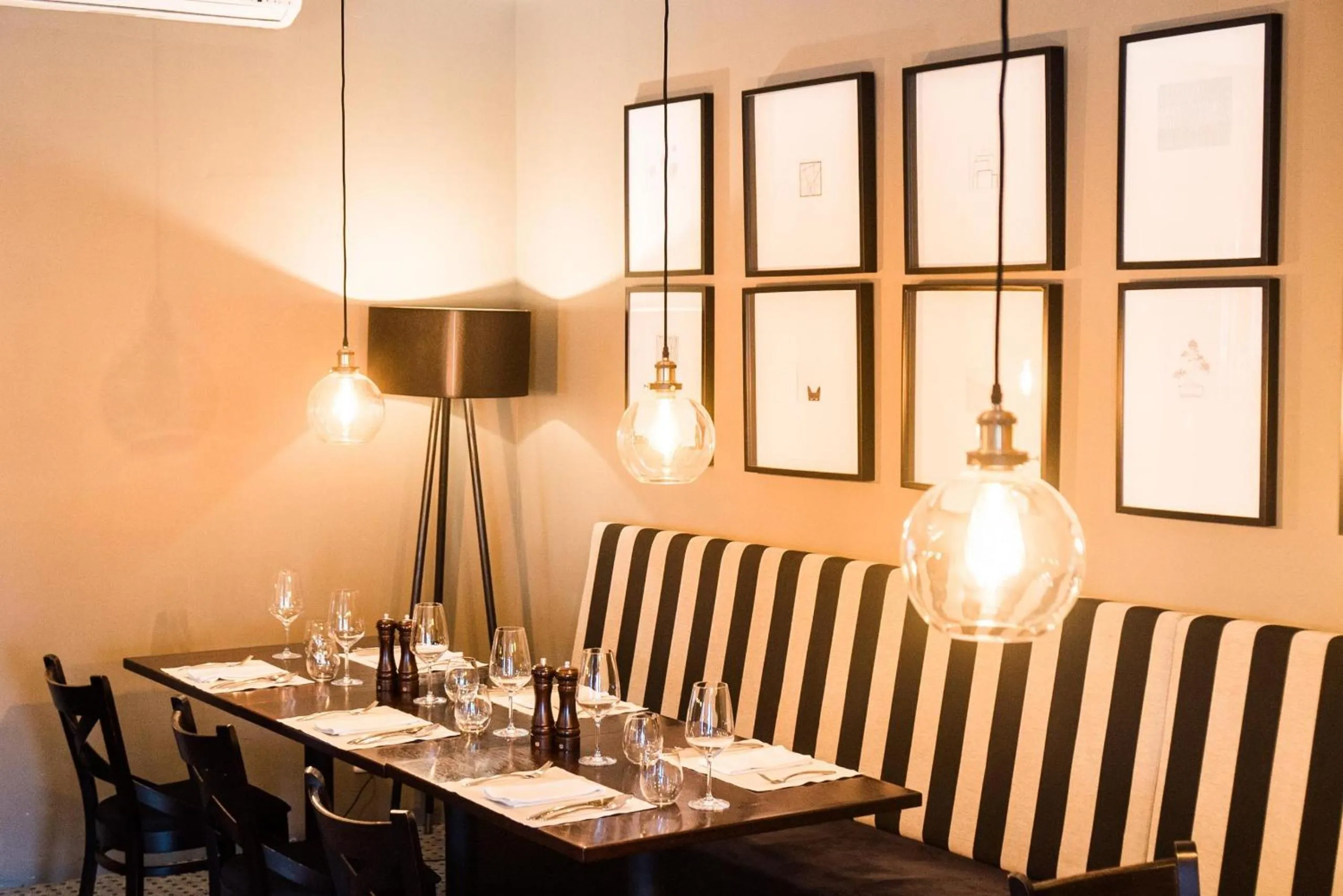 Comm Hotel Poznań Airport