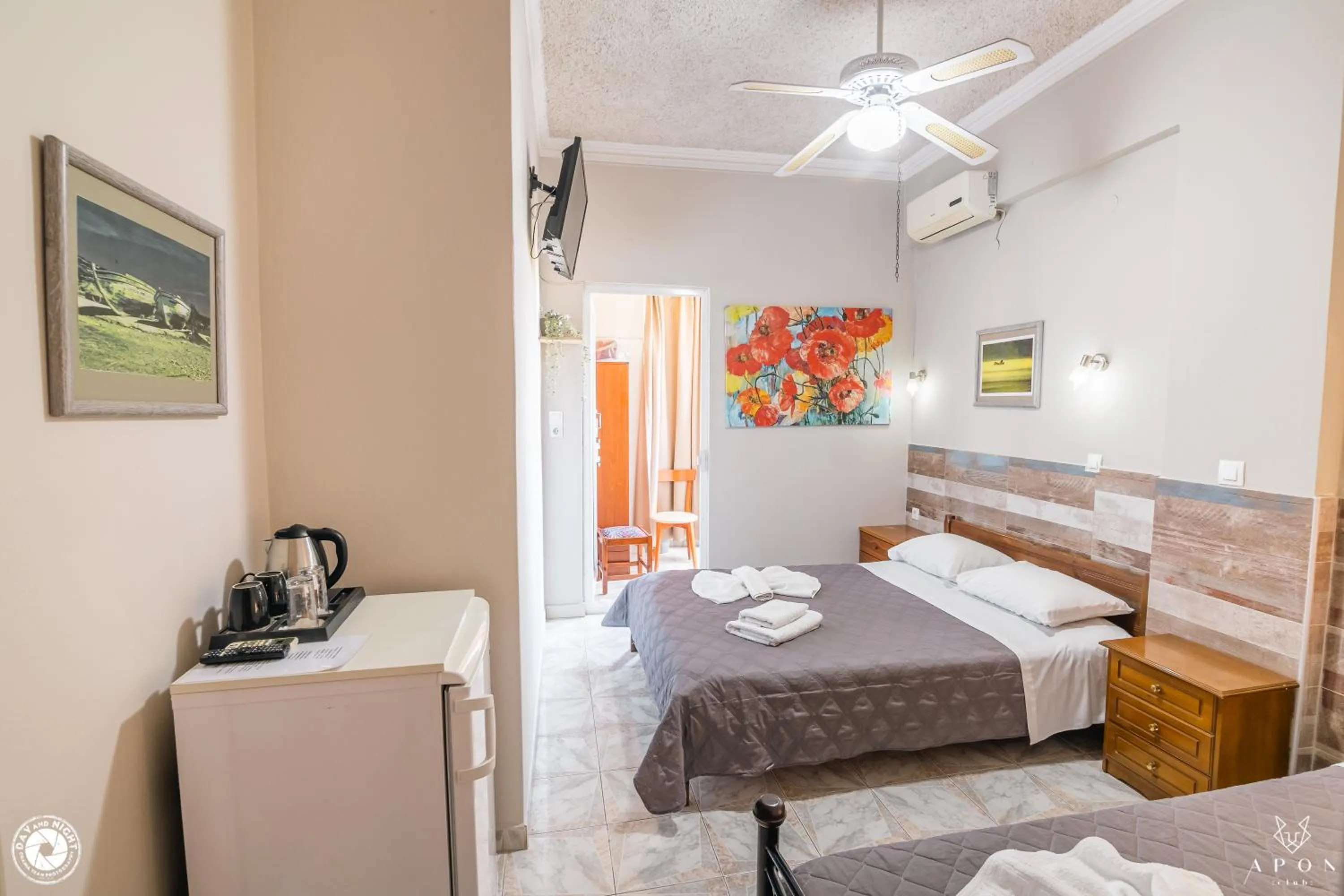 Bed in Bikakis Family Apartments