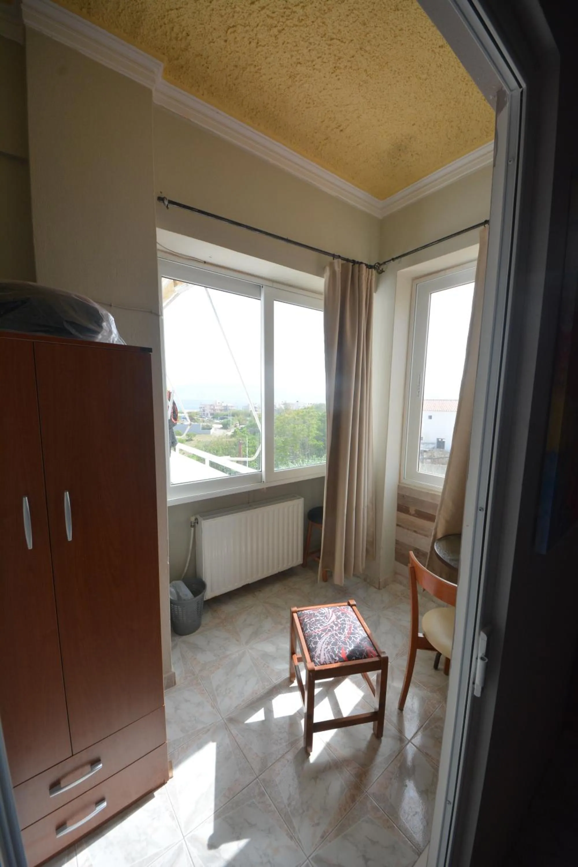 Bikakis Family Apartments