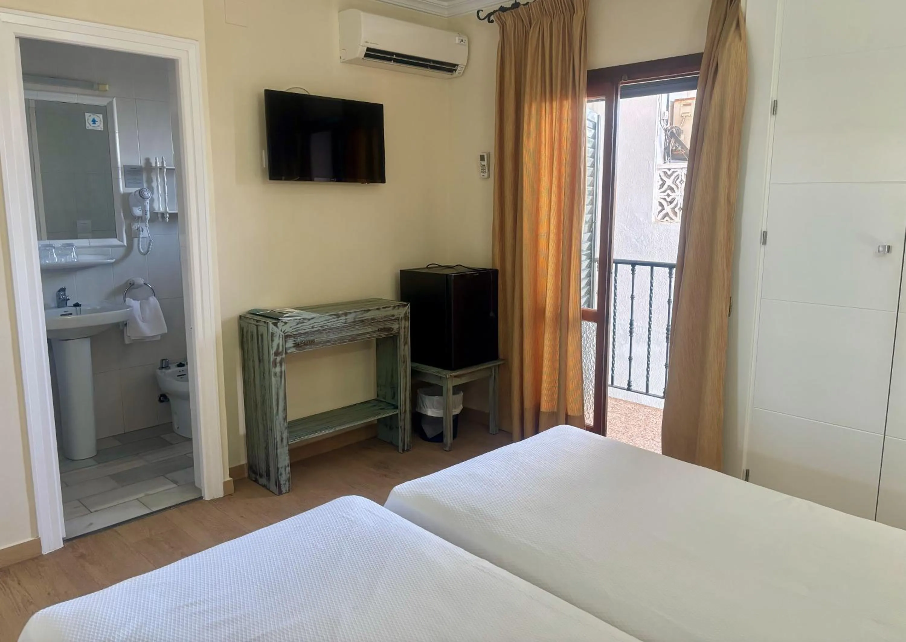 Inner courtyard view in Hotel Chipiona