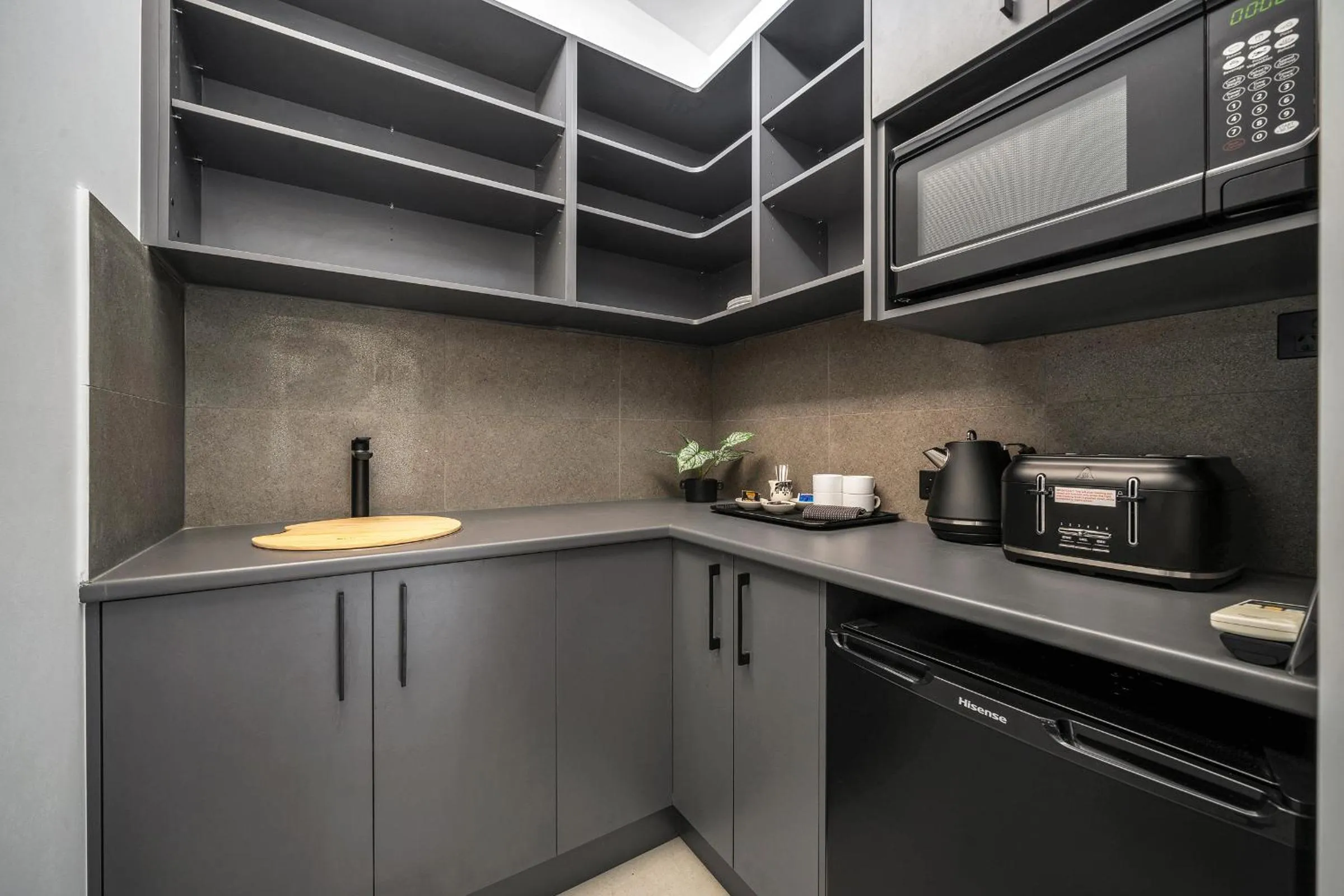 Kitchen or kitchenette in Kiama Motel 617