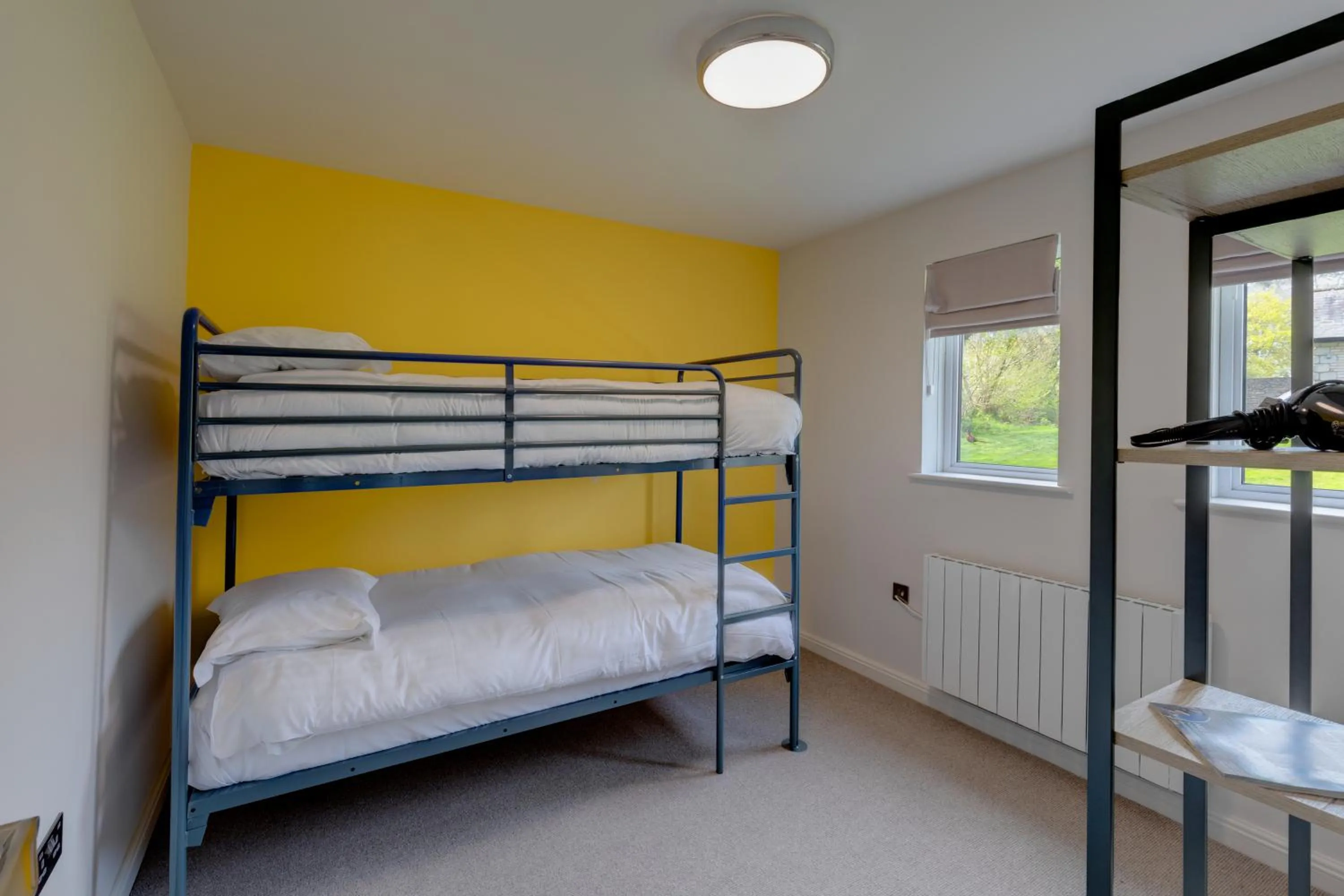 bunk bed, Bed in St Mellion Estate