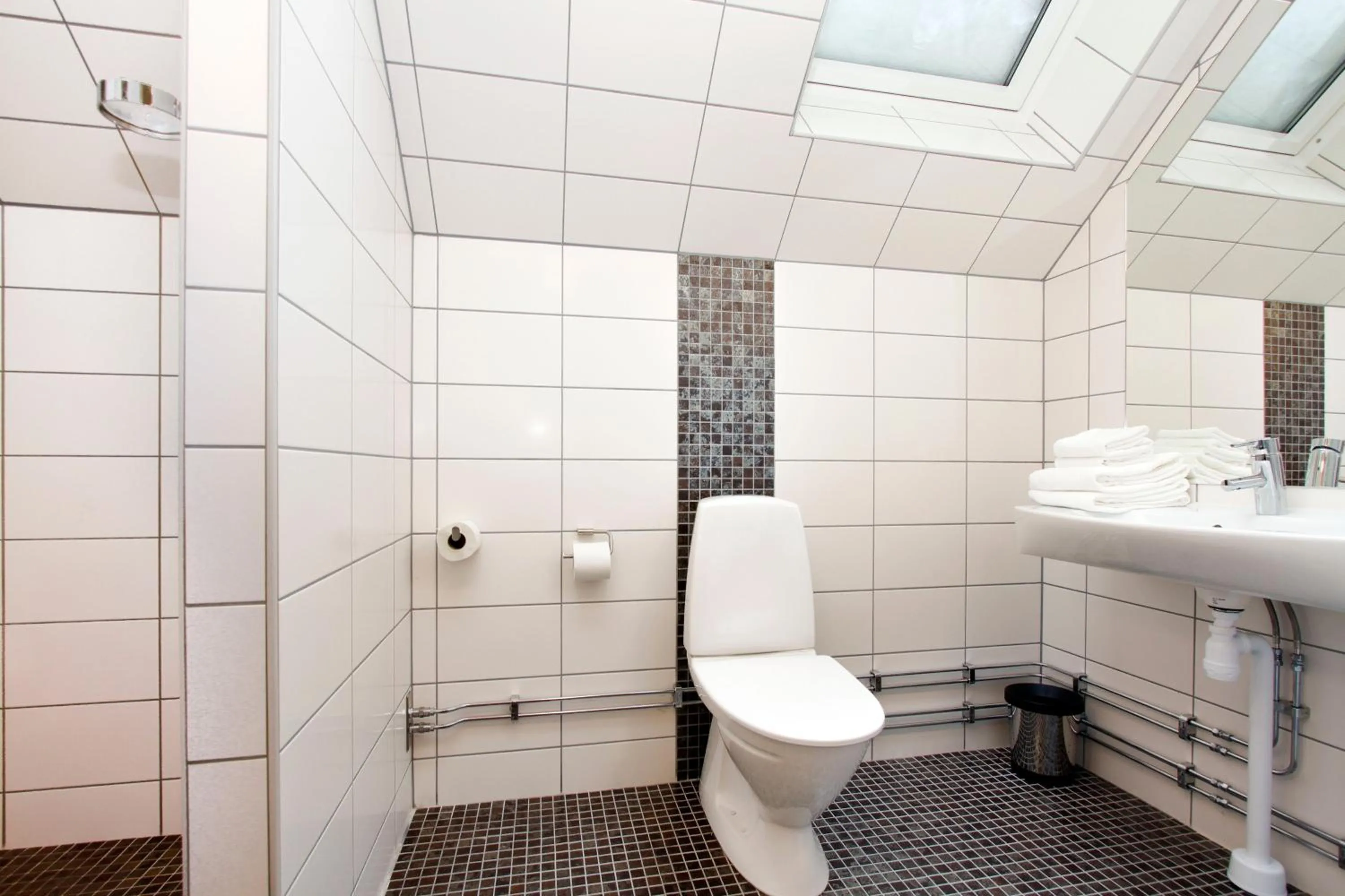 Shower in Lannalodge