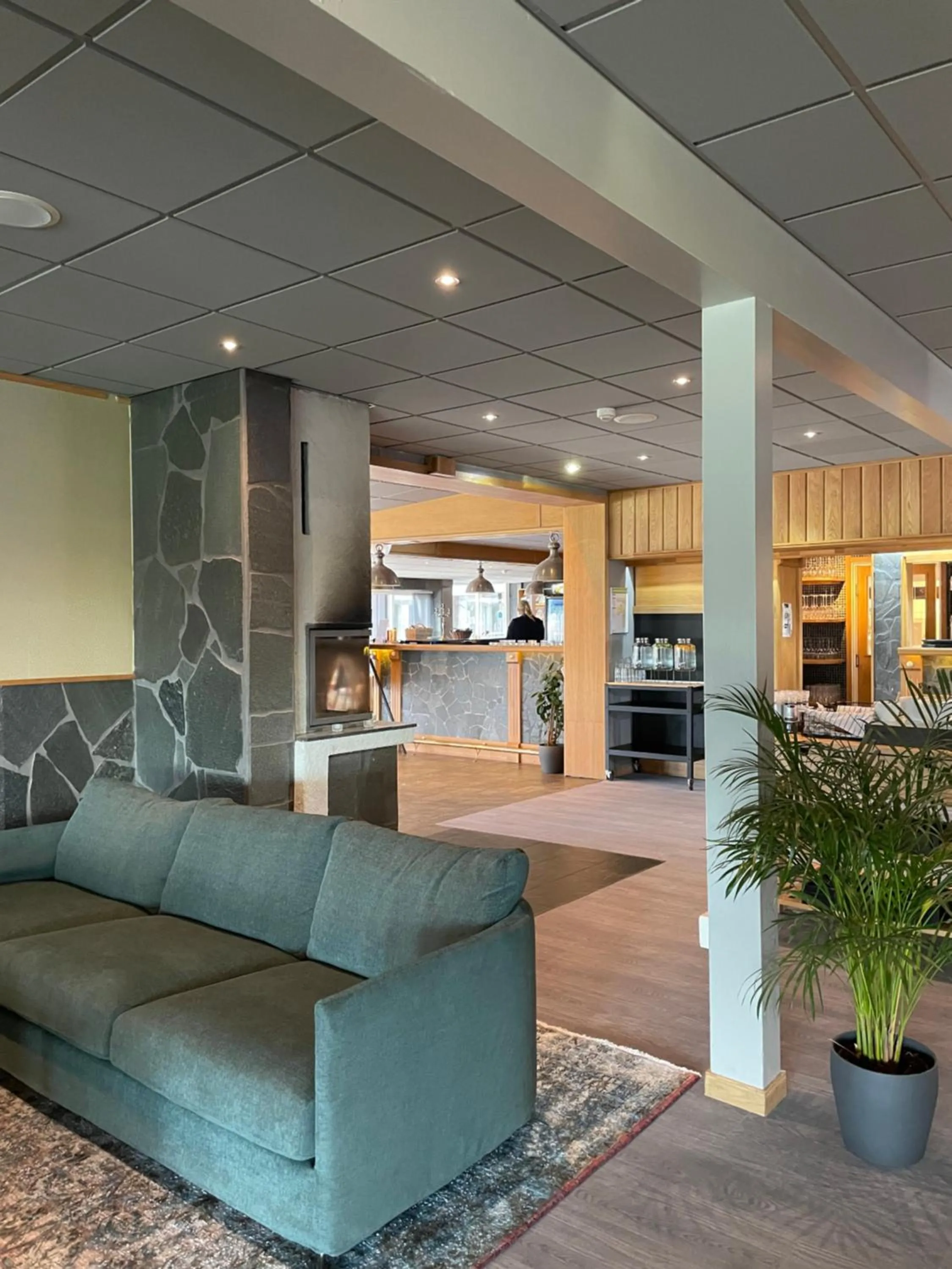 Restaurant/places to eat in Lannalodge