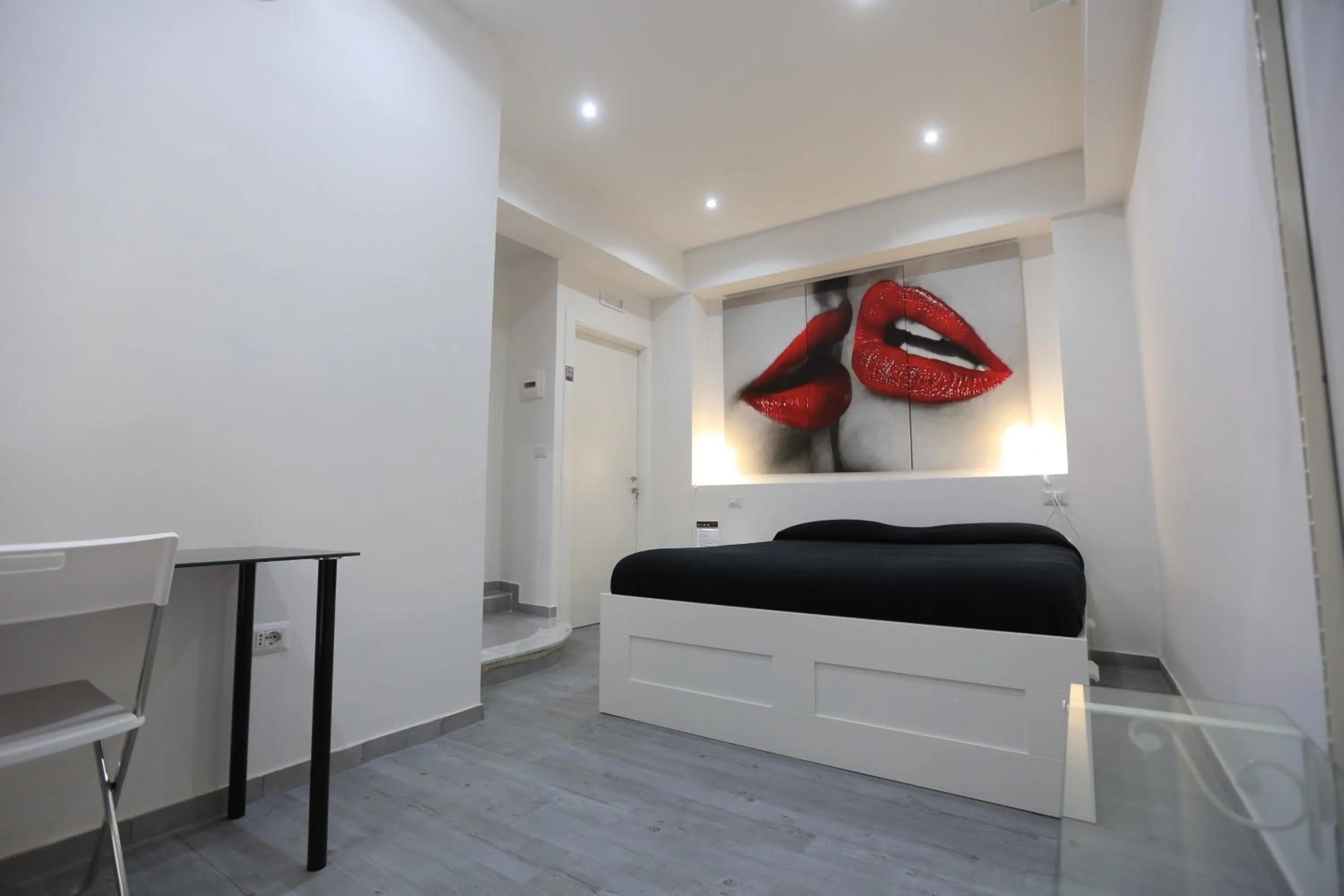 Property building, Bed in Cico B&B