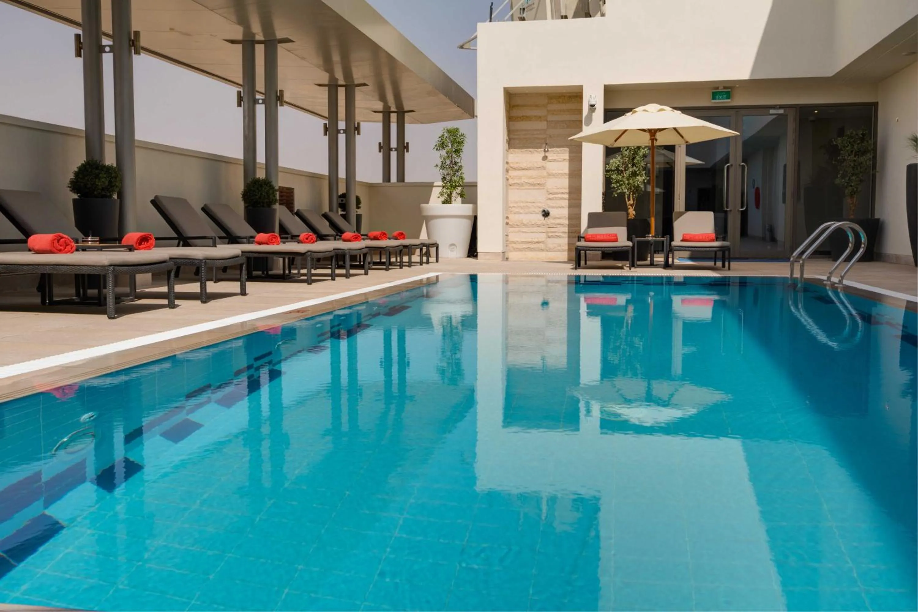 Swimming pool in Centro Waha by Rotana