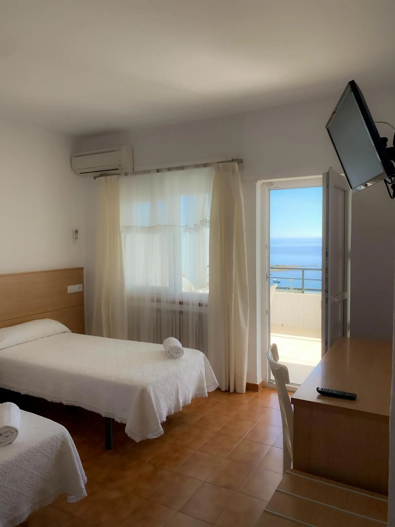 Photo of the whole room, Bed in Hotel Patricia