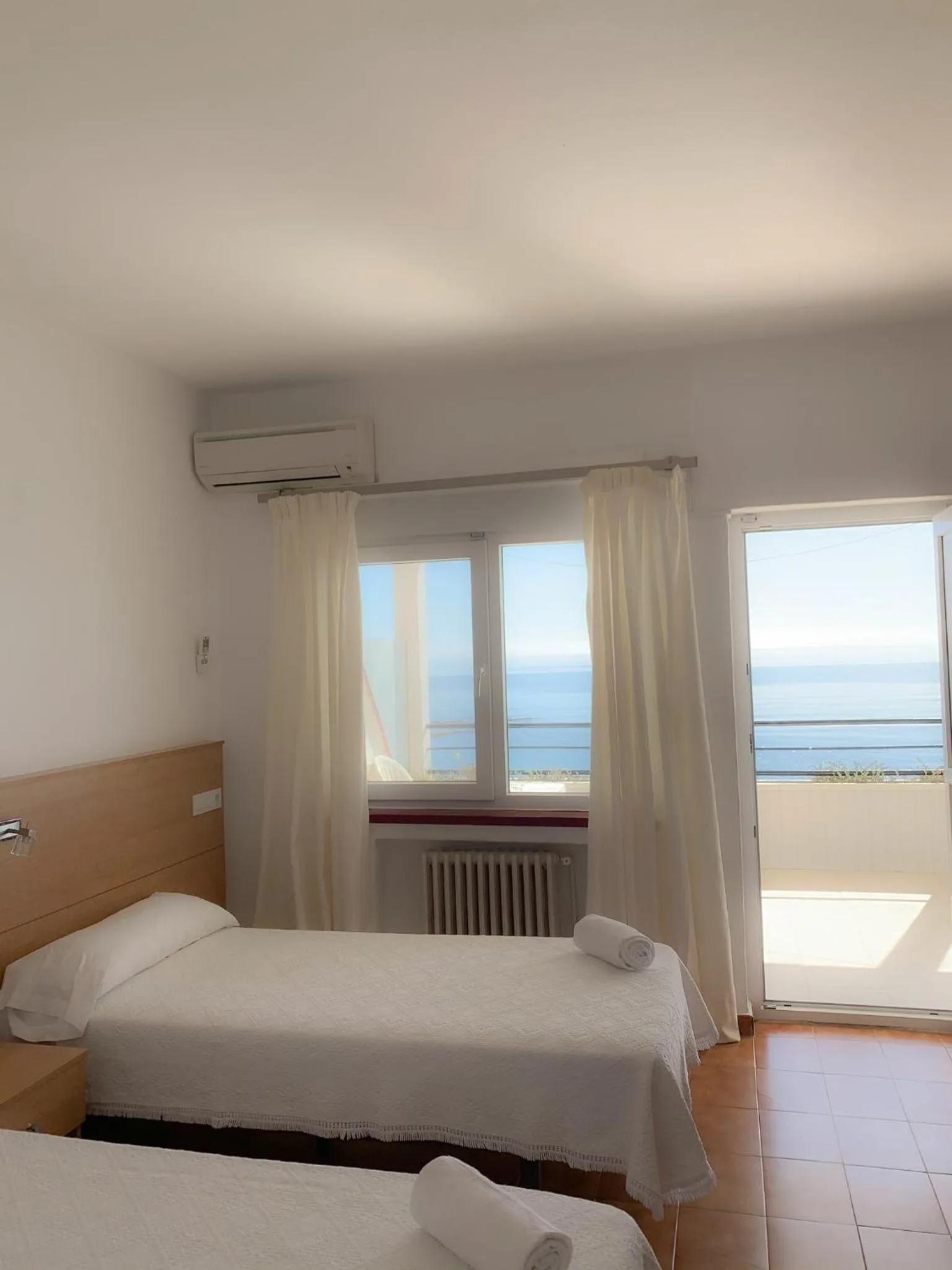 Sea view, Bed in Hotel Patricia