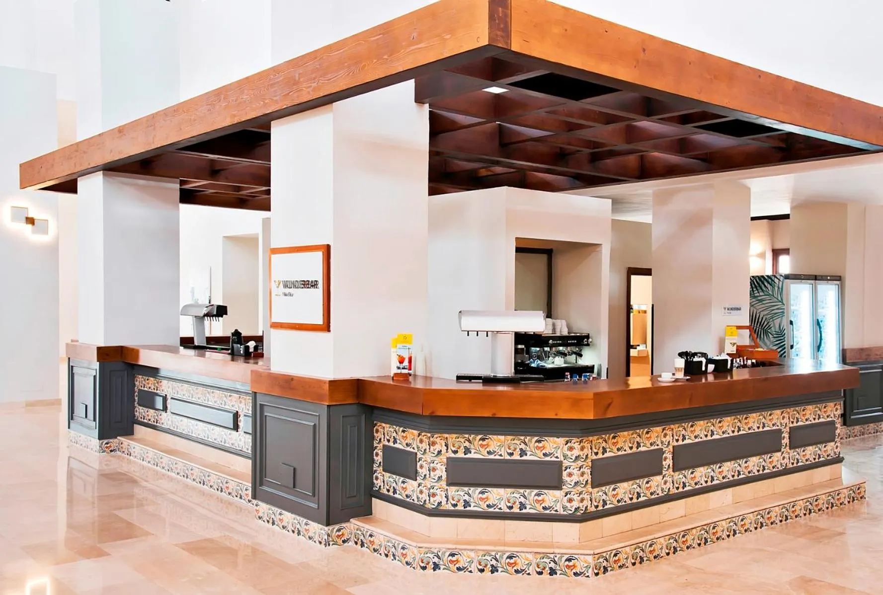 Lounge or bar in TUI MAGIC LIFE Fuerteventura - All Inclusive