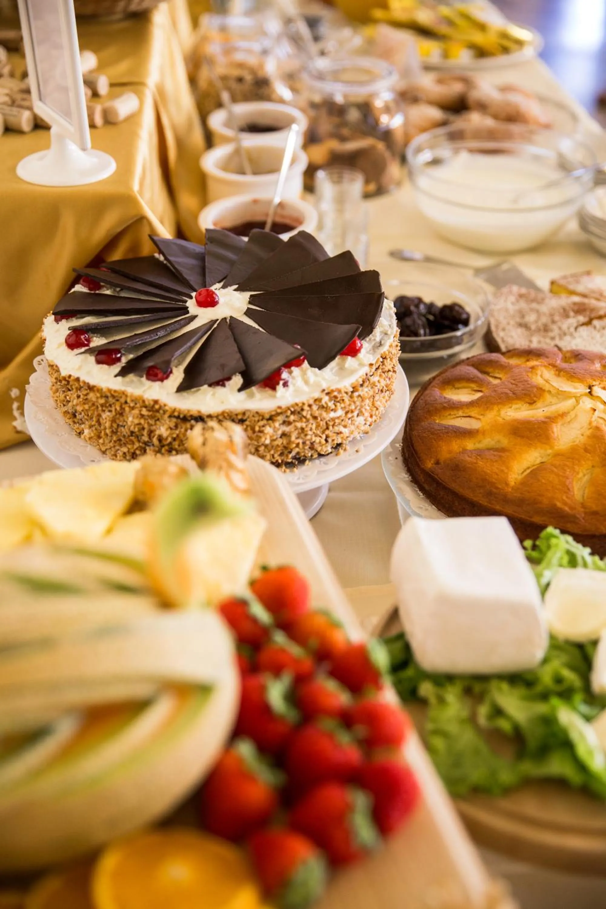 Food in Hotel Daniela