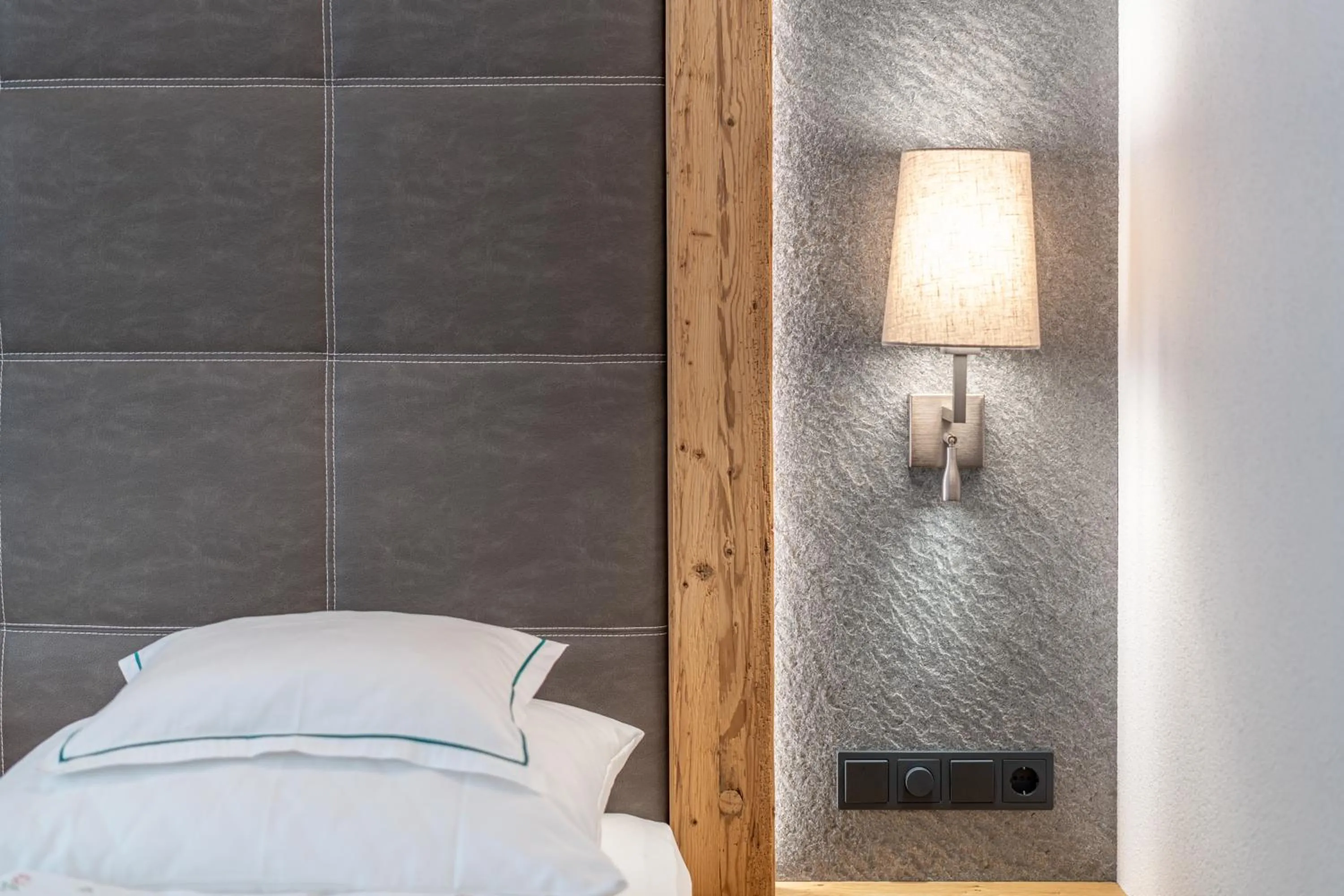 Photo of the whole room, Bed in Natur-&Alpinhotel Post