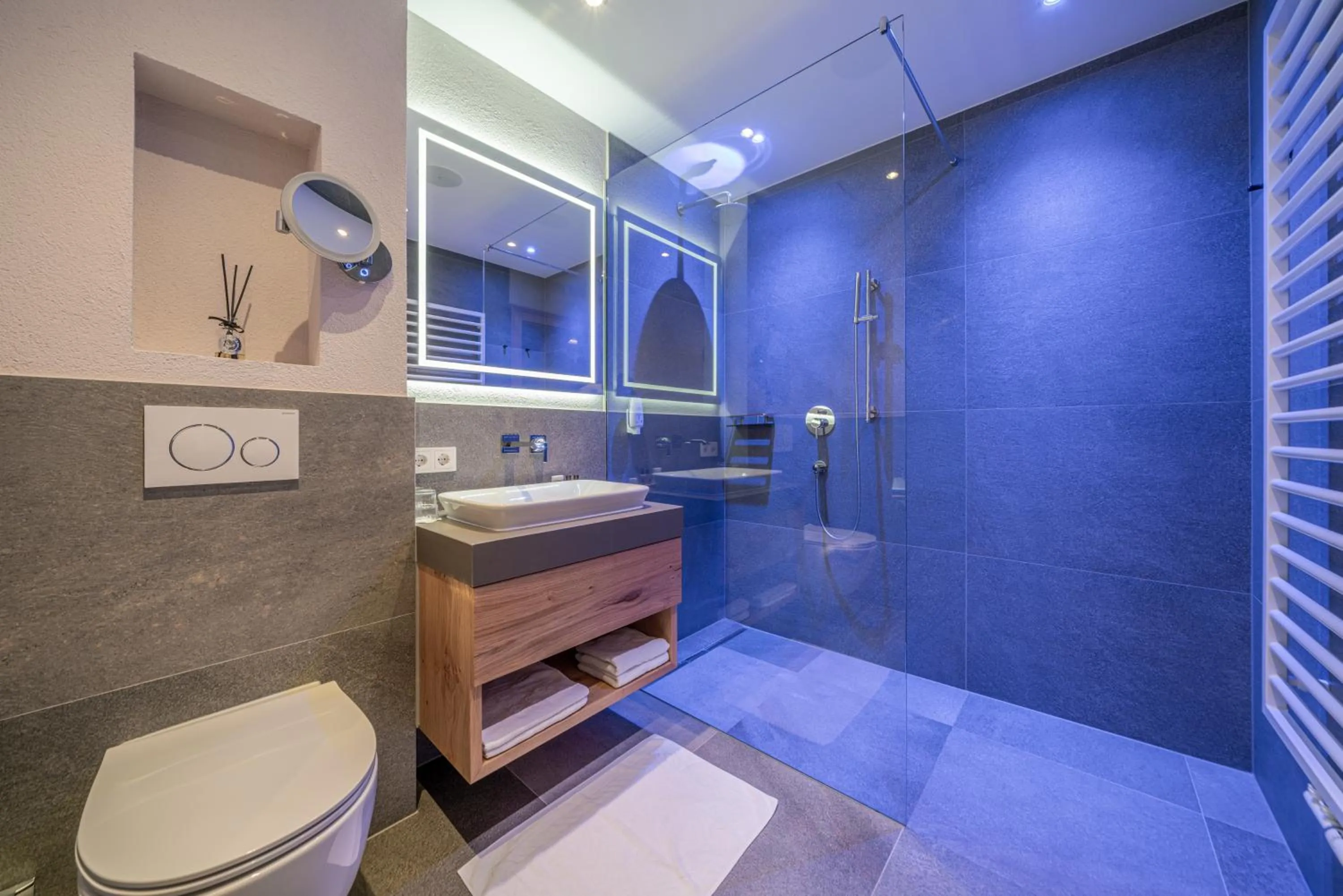 Bathroom in Natur-&Alpinhotel Post