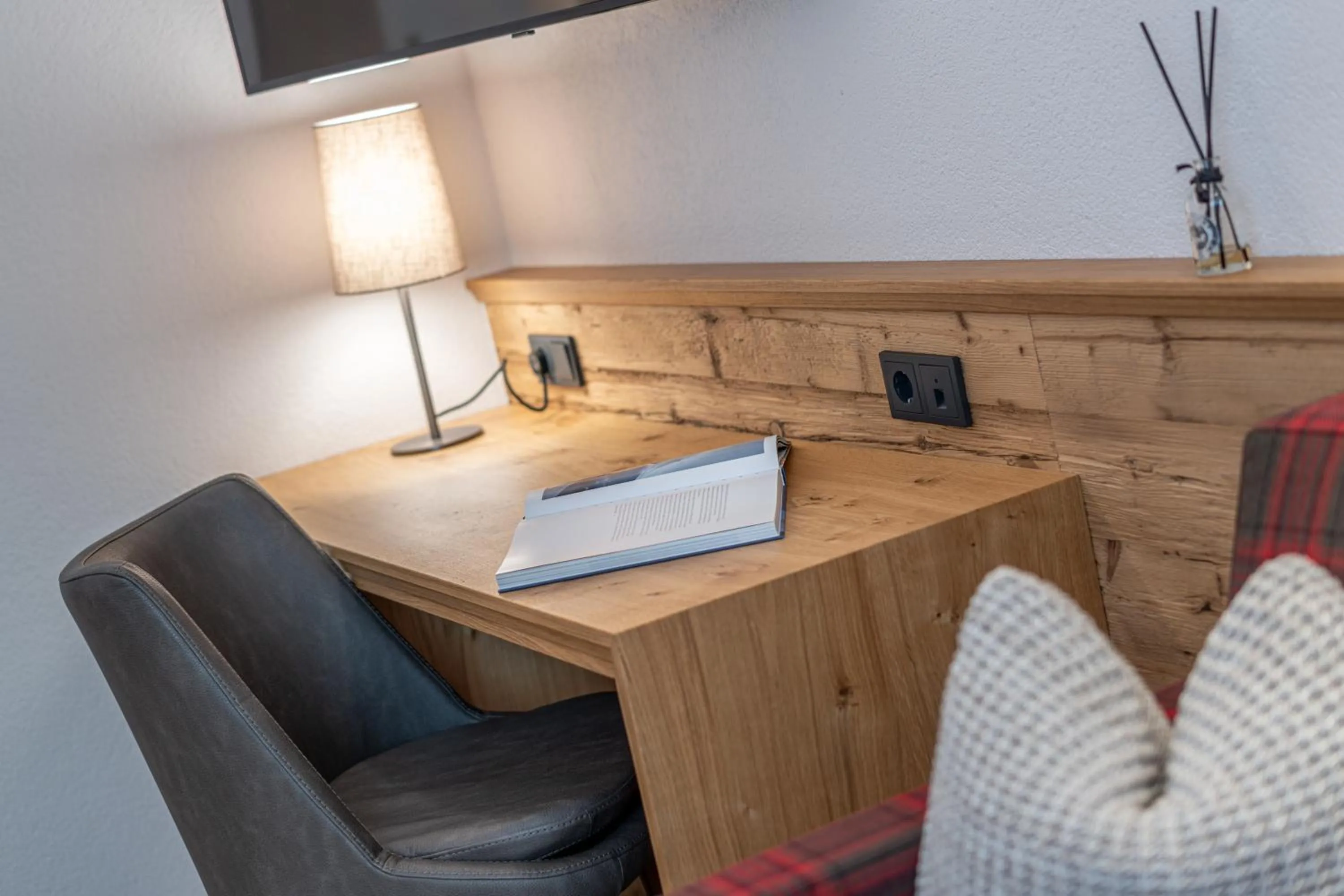 Photo of the whole room in Natur-&Alpinhotel Post