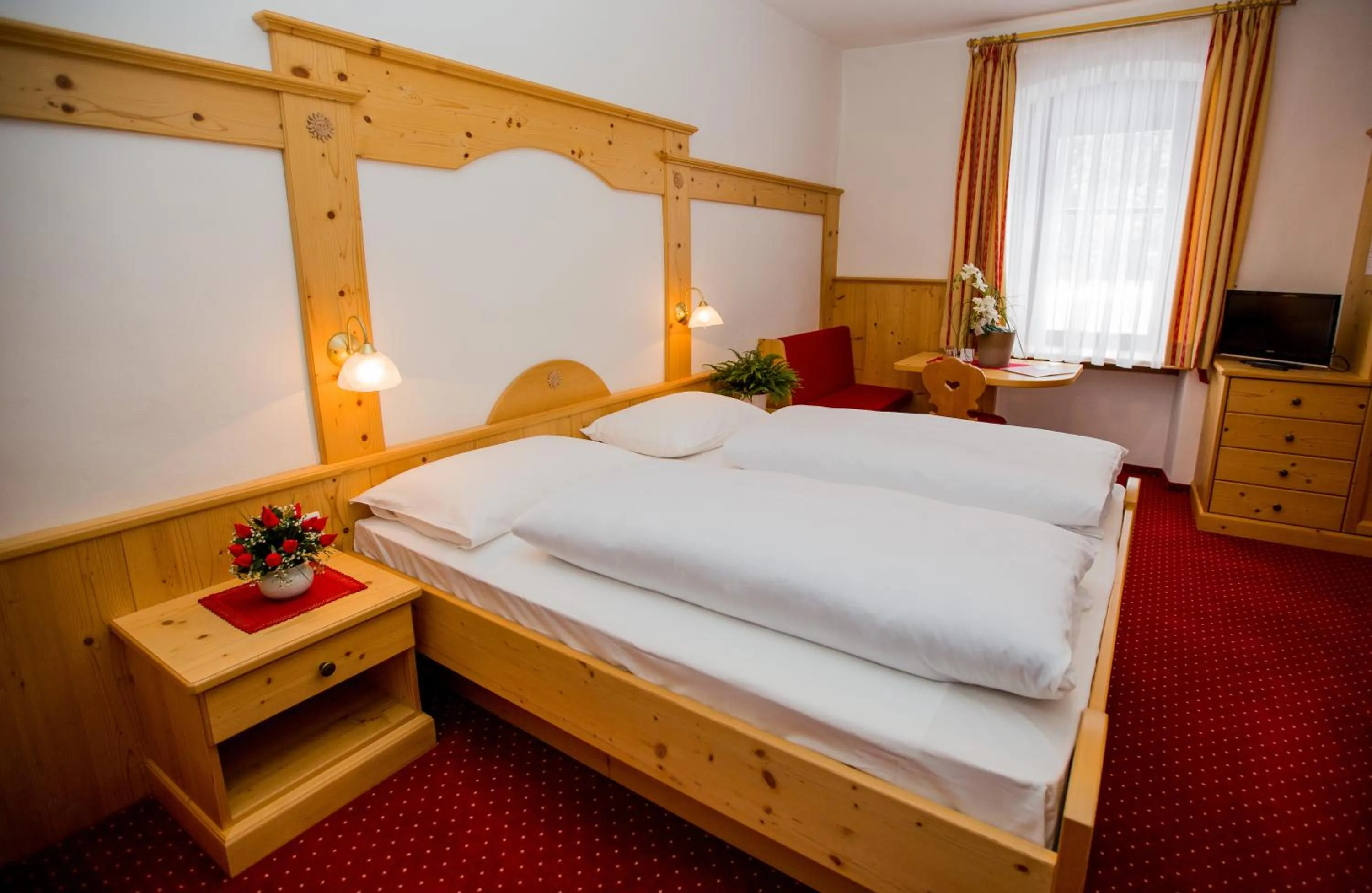 Photo of the whole room, Bed in Hotel Restaurant Schaurhof