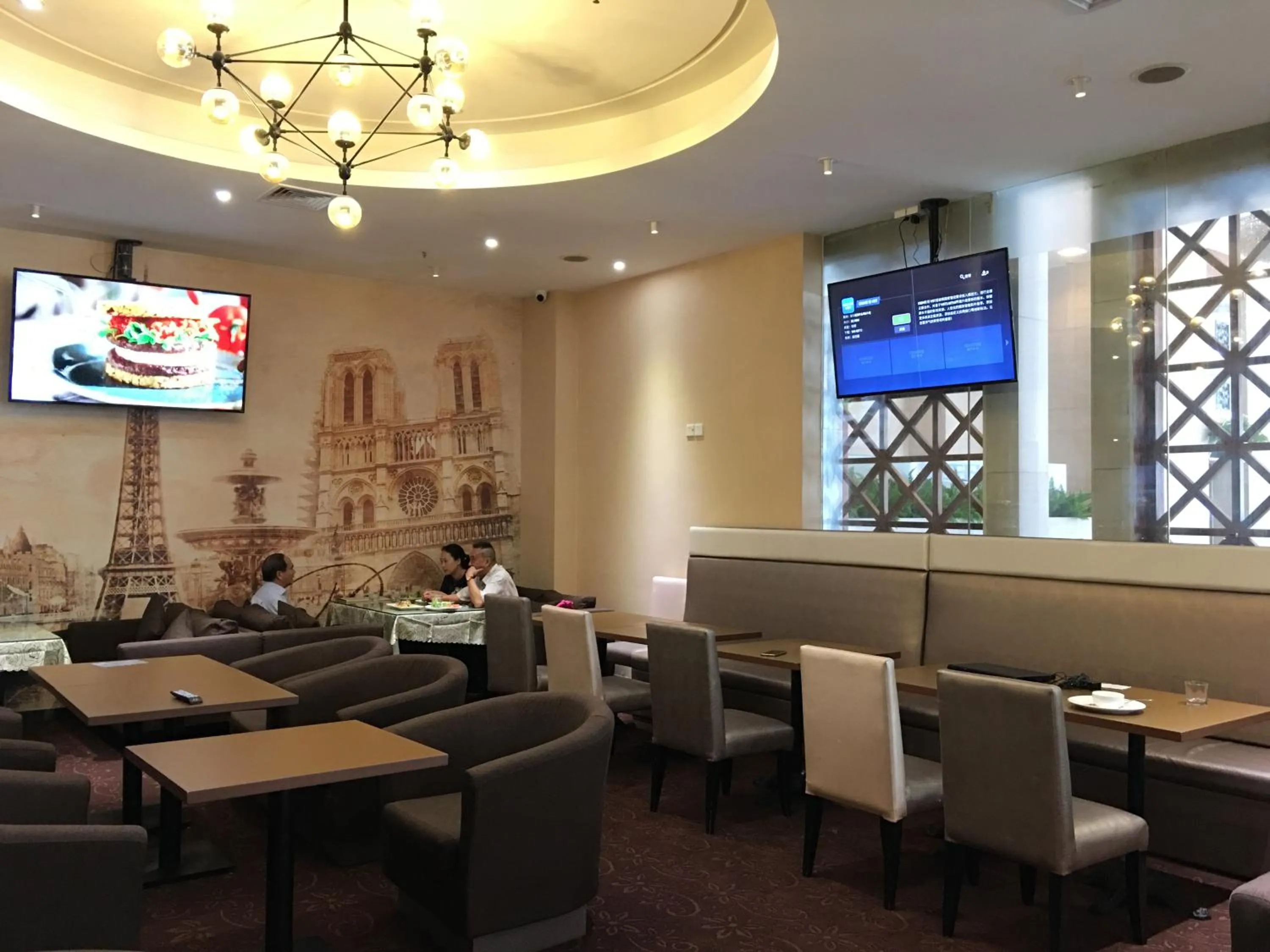 Restaurant/places to eat in Shenzhen Kaili Hotel, Guomao Shopping Mall