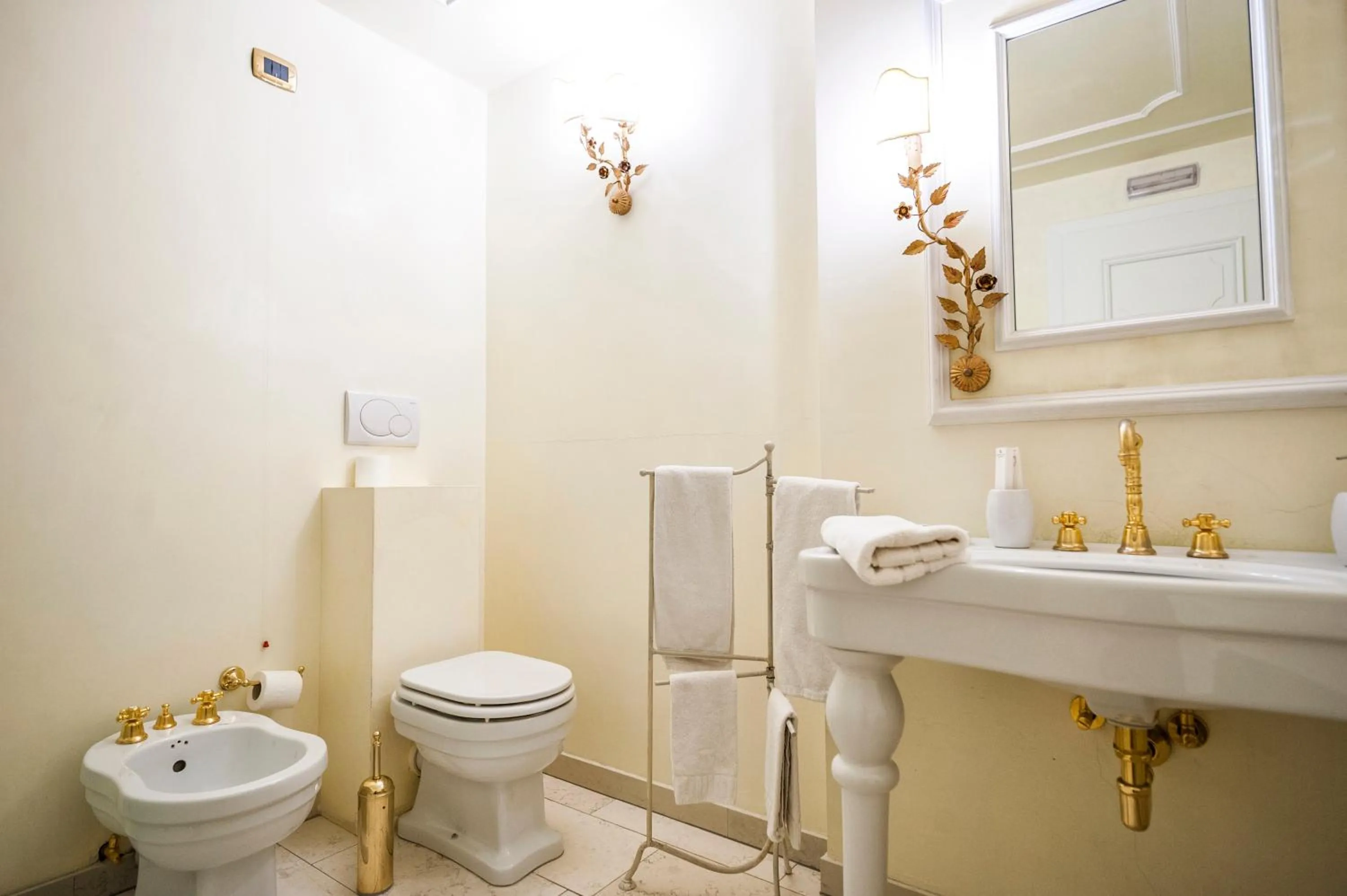 Toilet in Villa Orso Grigio