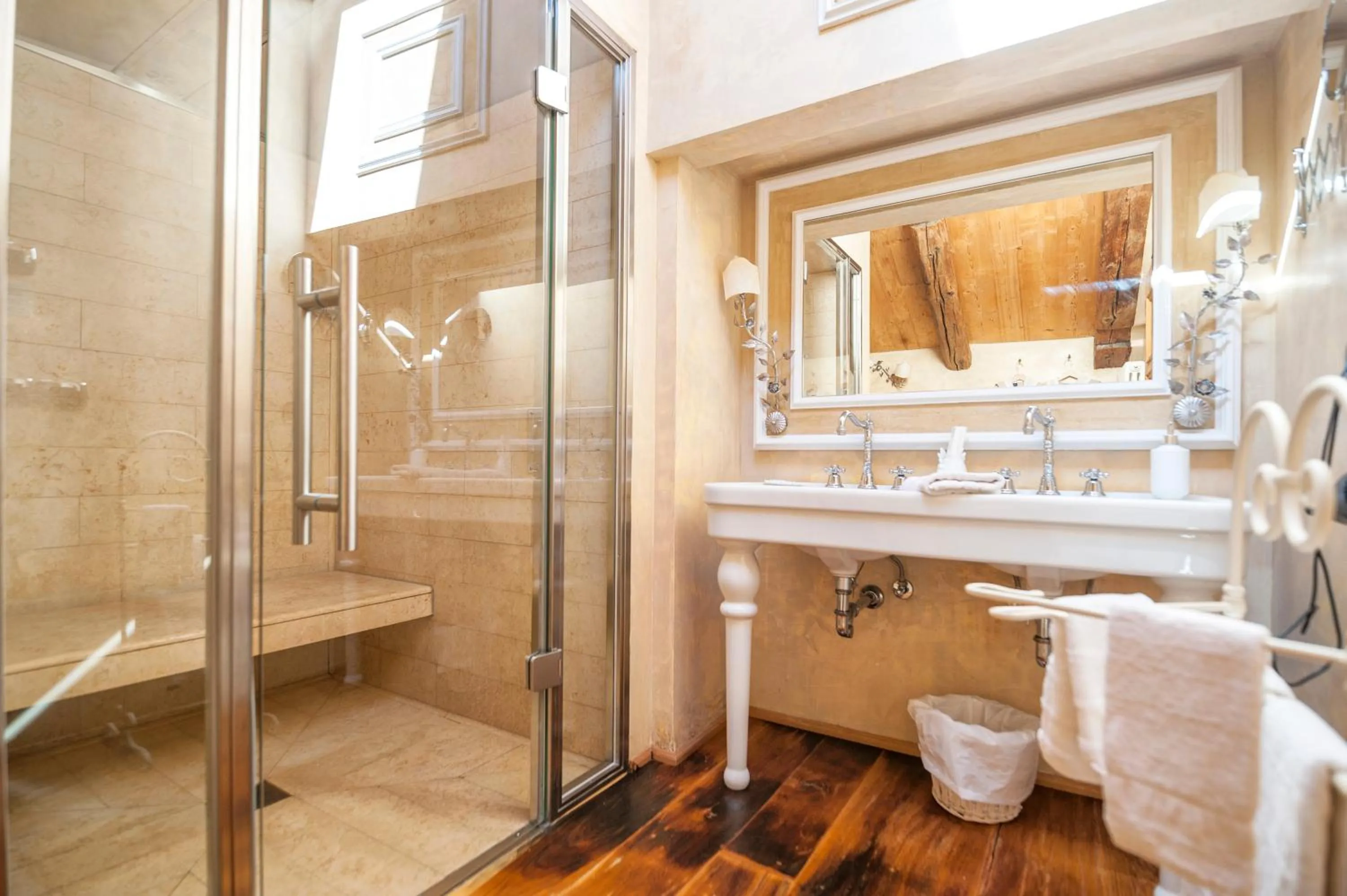 Shower in Villa Orso Grigio