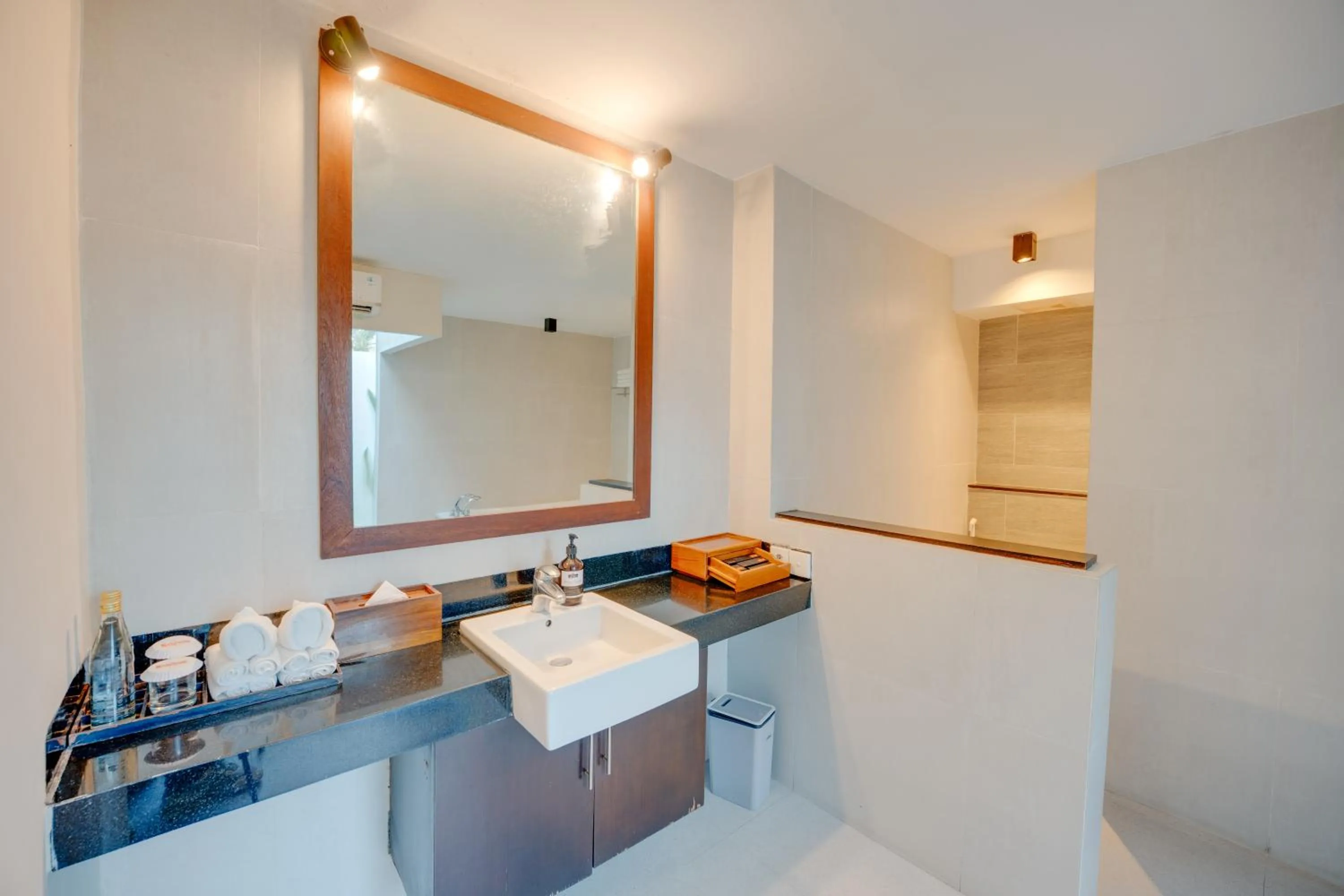 Toilet in Villa Jerami & Spa