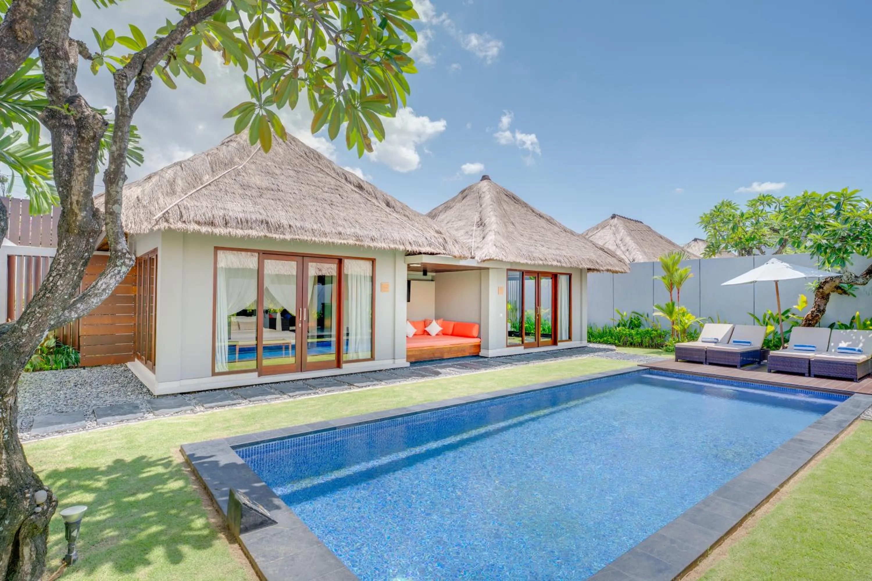 Property building in Villa Jerami & Spa