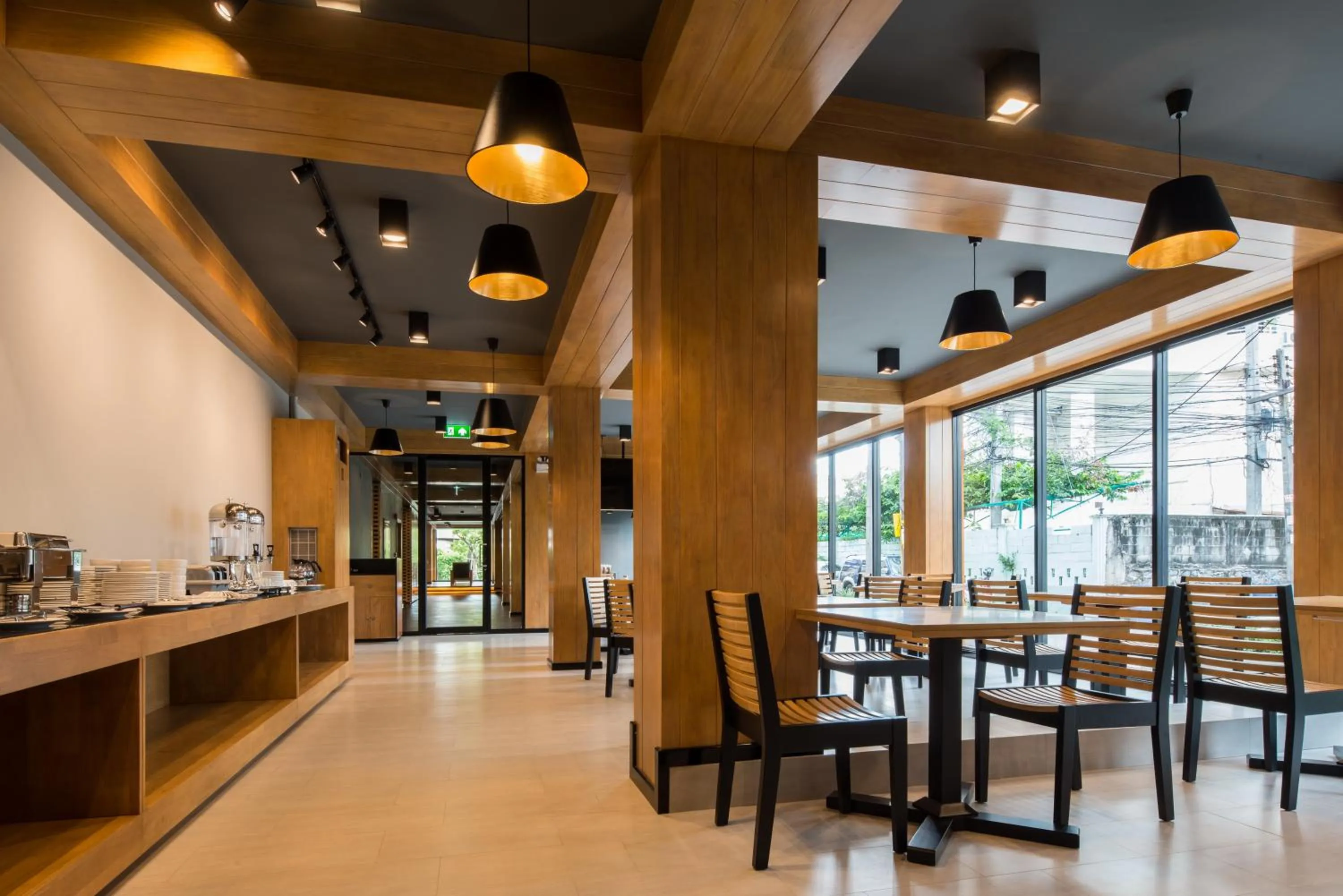 Restaurant/places to eat in Asana Hotel & Residence