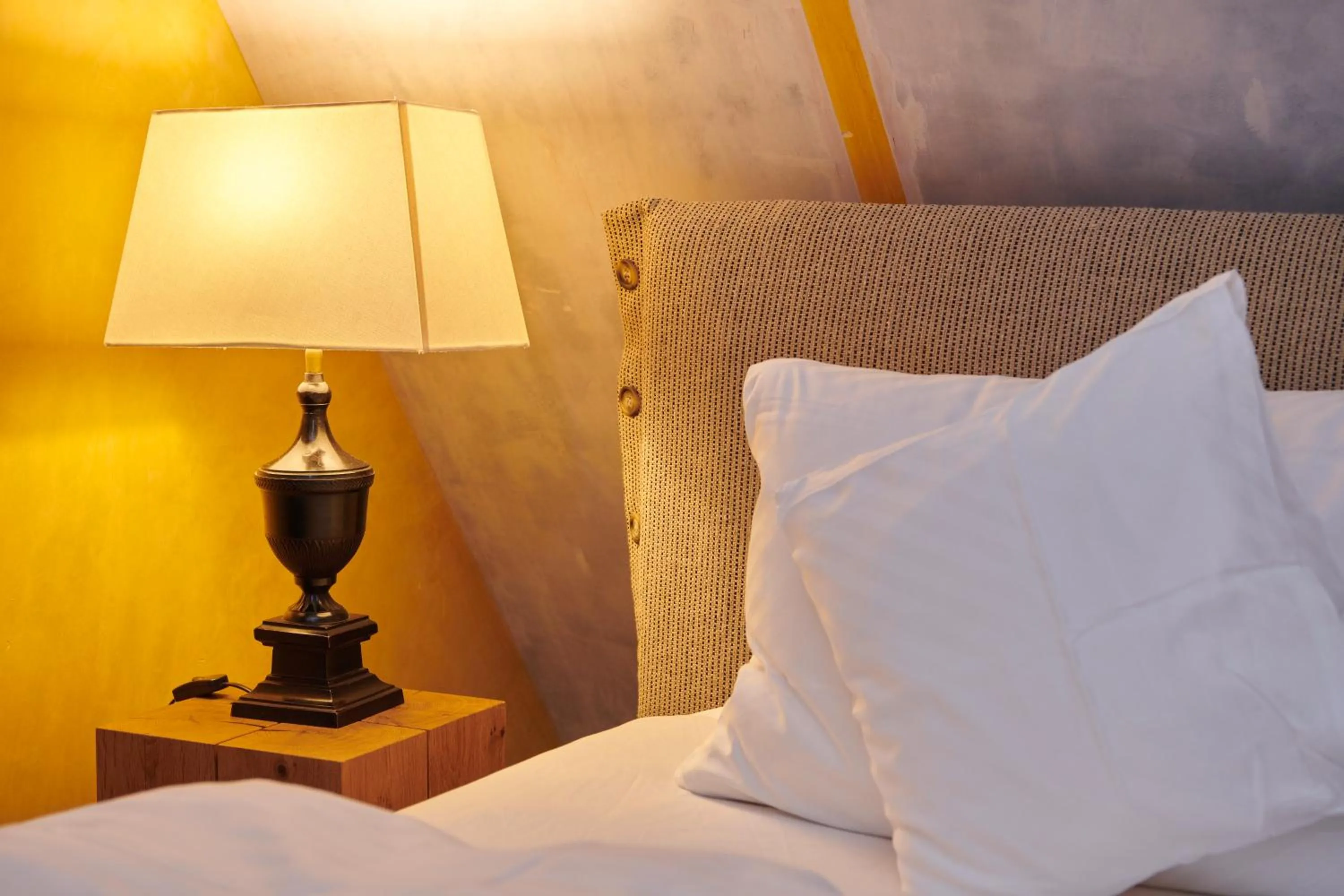 Bedroom, Bed in Hotel Der Grischäfer